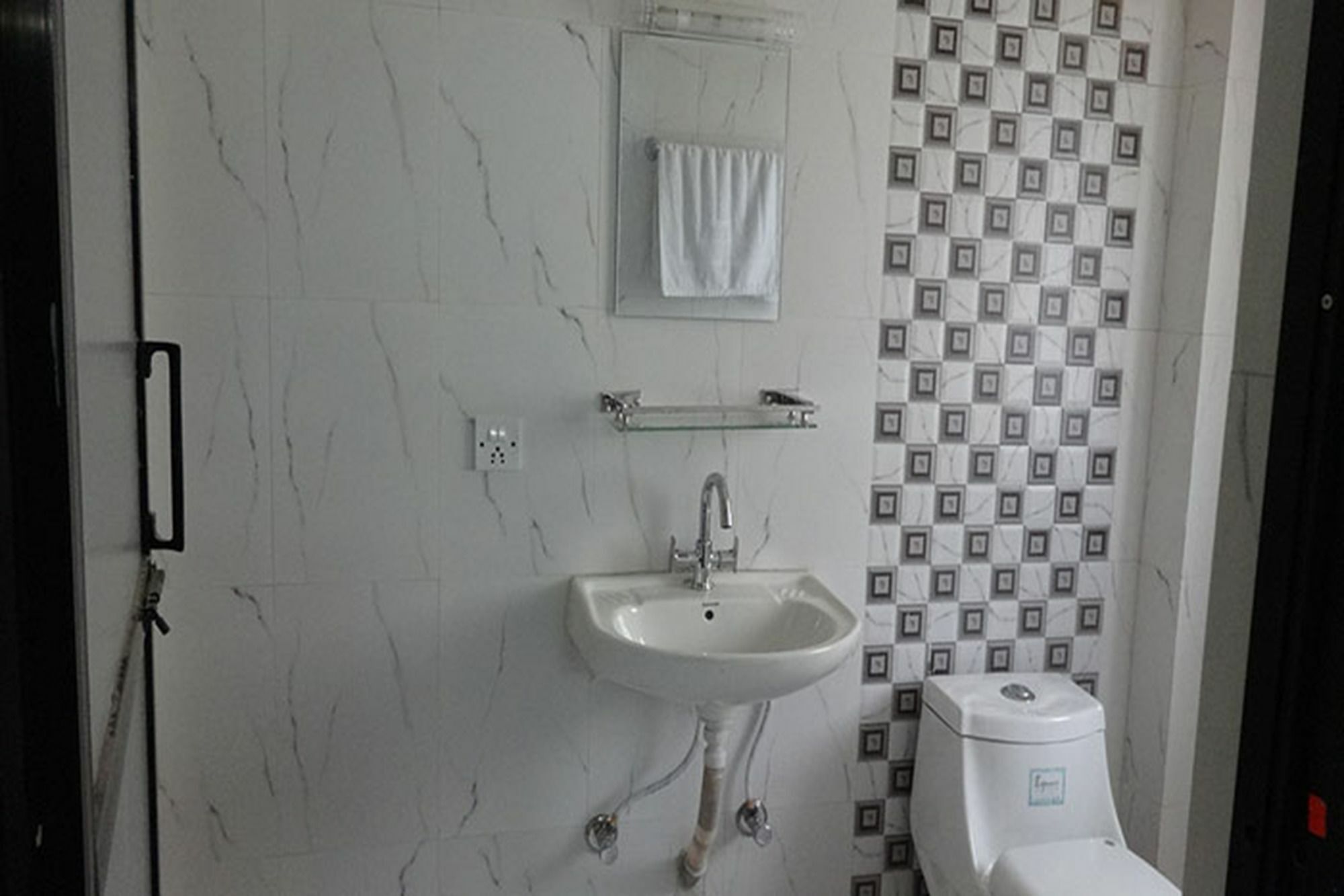 Hotel Thamel Backpackers 2*