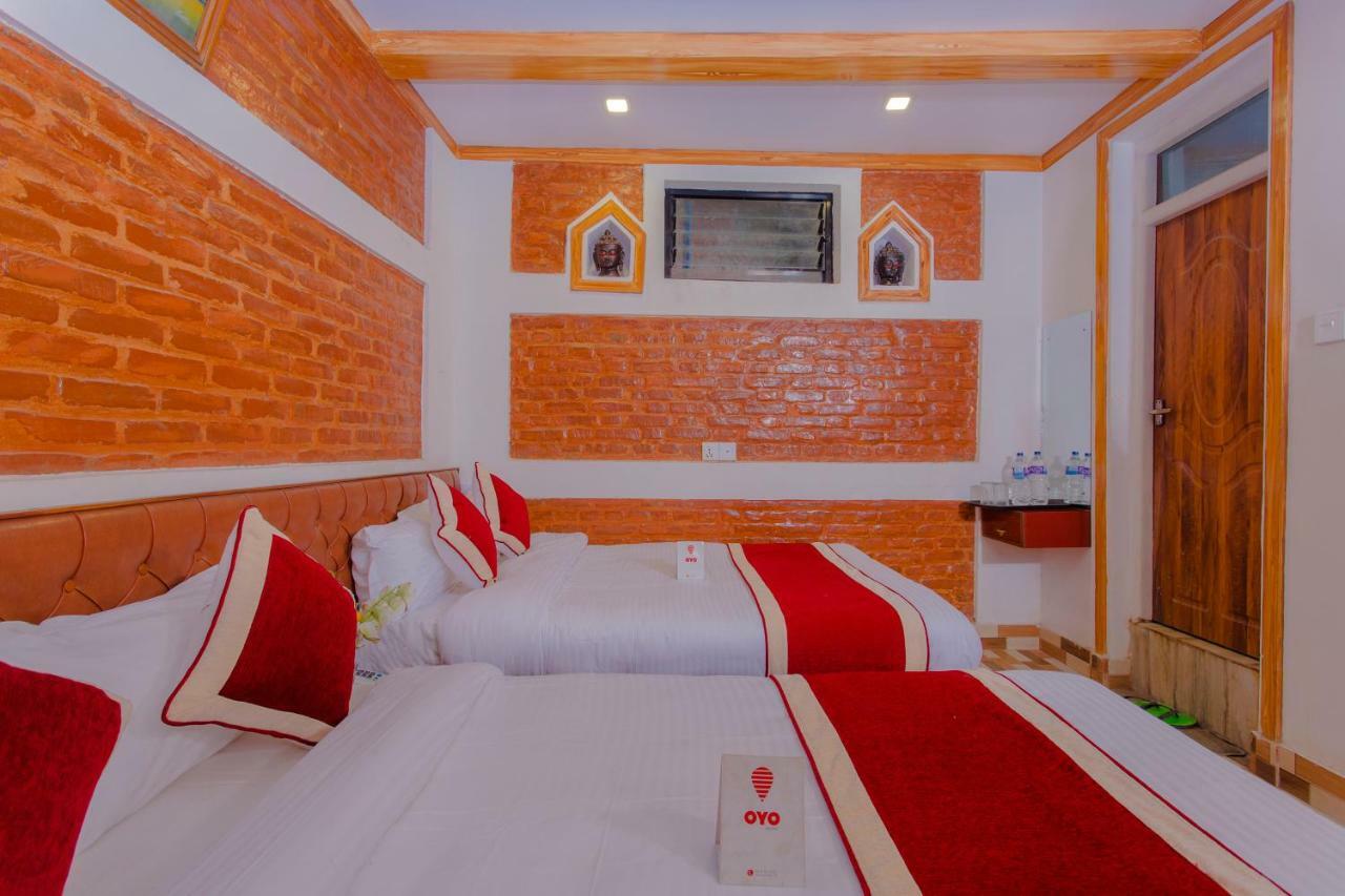 Hotel Oyo 160 Shraddha Palace 2*