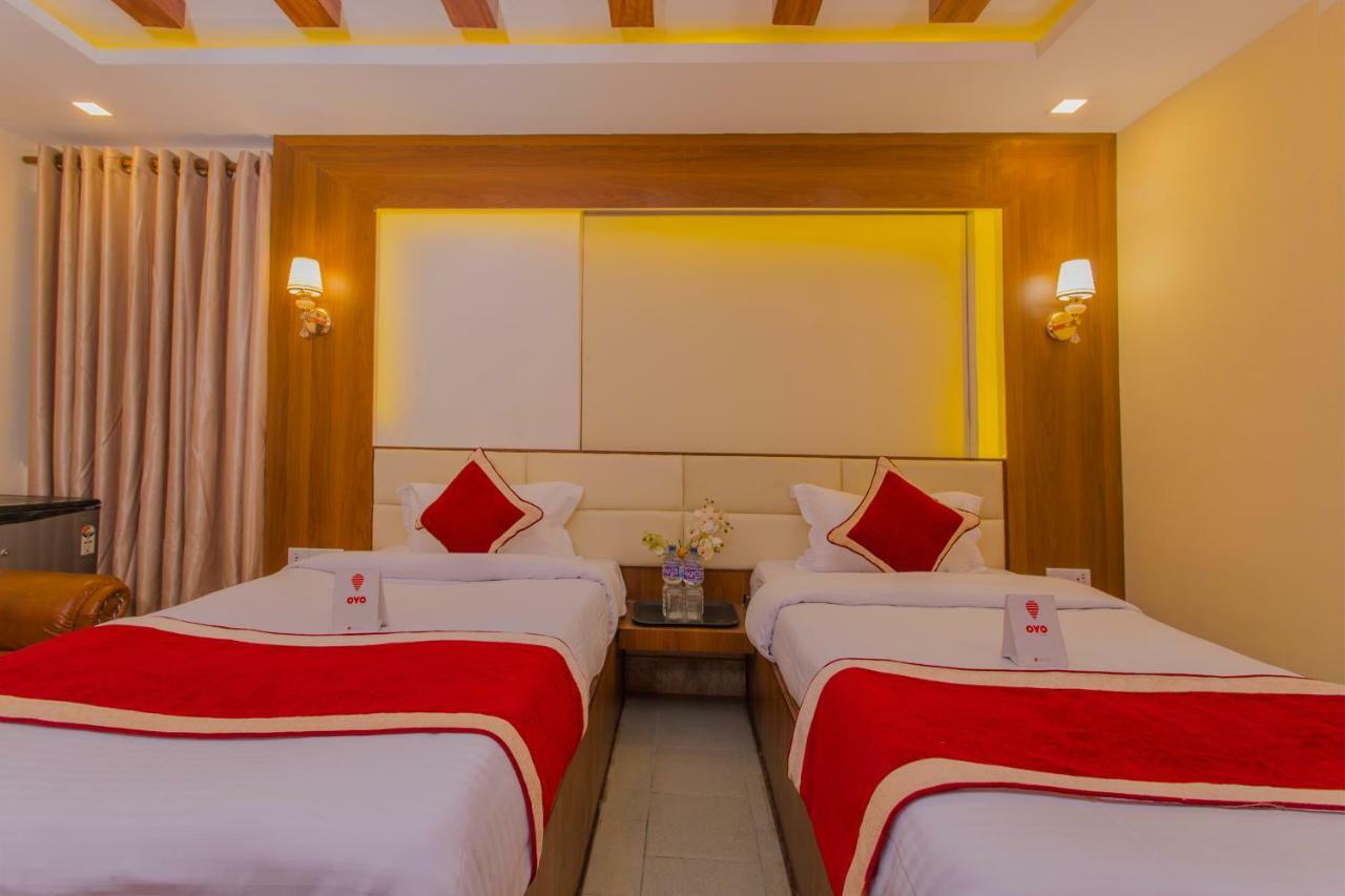 Oyo 160 Shraddha Palace Hotel 2*
