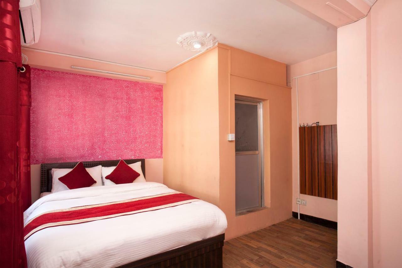 Hotel Oyo 372 Happy