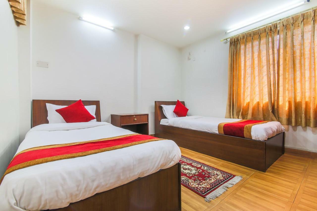 Hotel Oyo 358 Rose Star