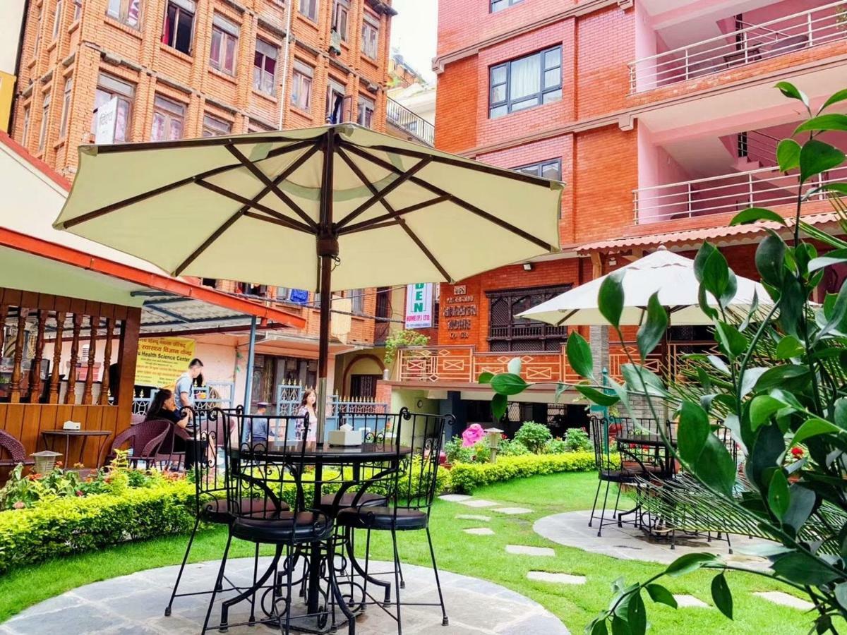 Garden Hotel 3*