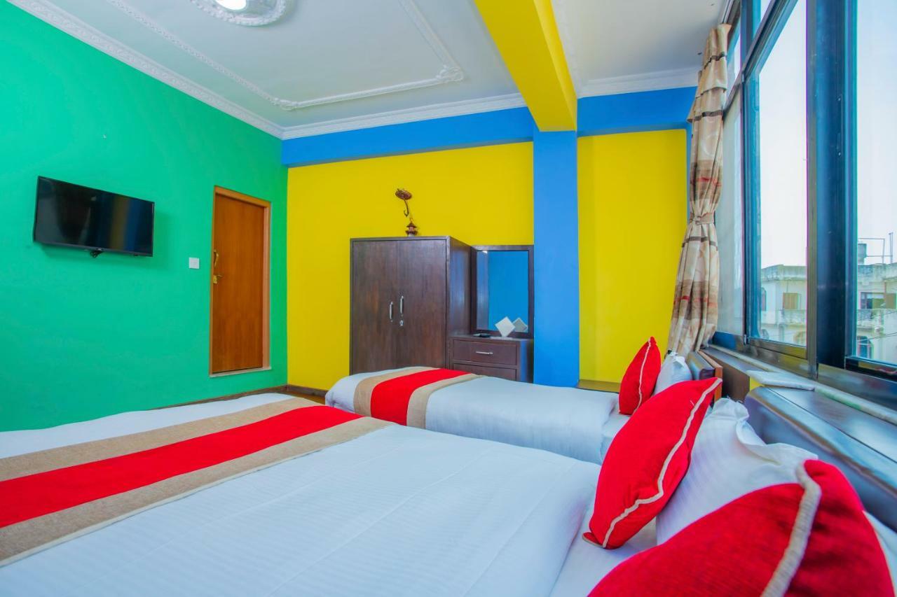 Oyo 414 Om Hotel