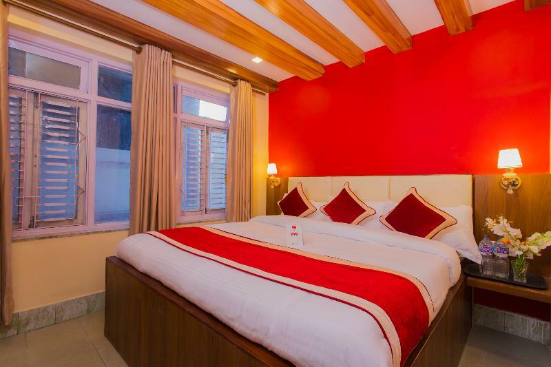 Hotel Oyo 160 Shraddha Palace 2*