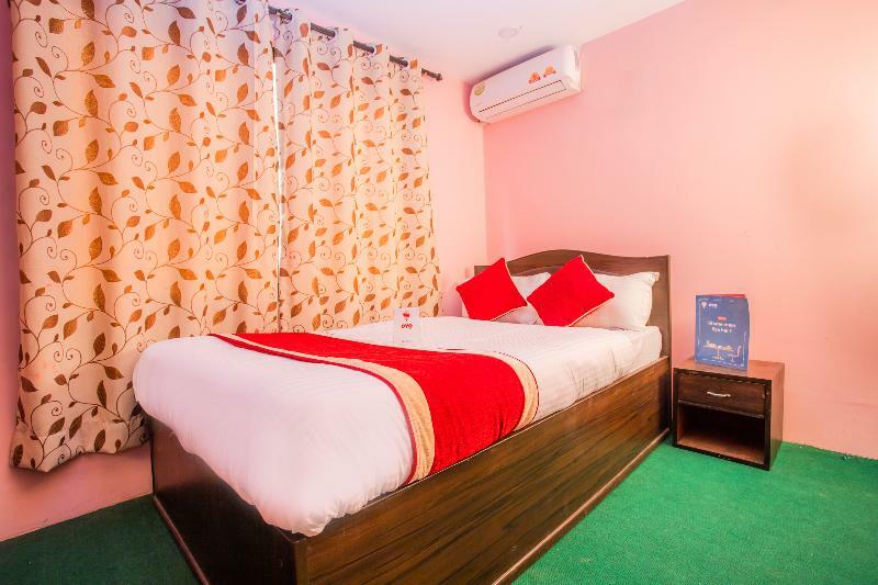 Hotel Oyo 137 Pranisha 2*
