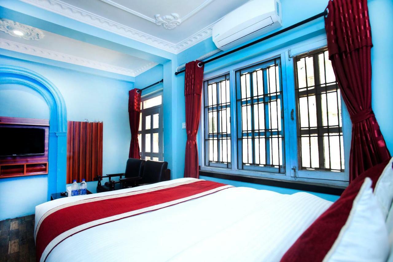 Oyo 372 Happy Hotel
