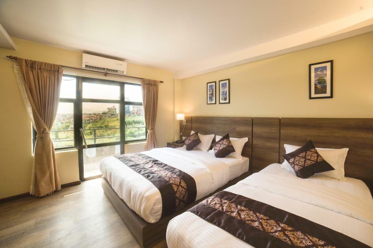 Ganapati Airport Hotel
