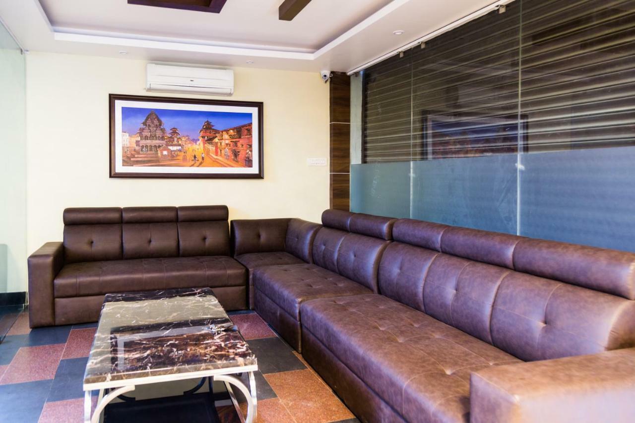 Hotel Ganapati Airport