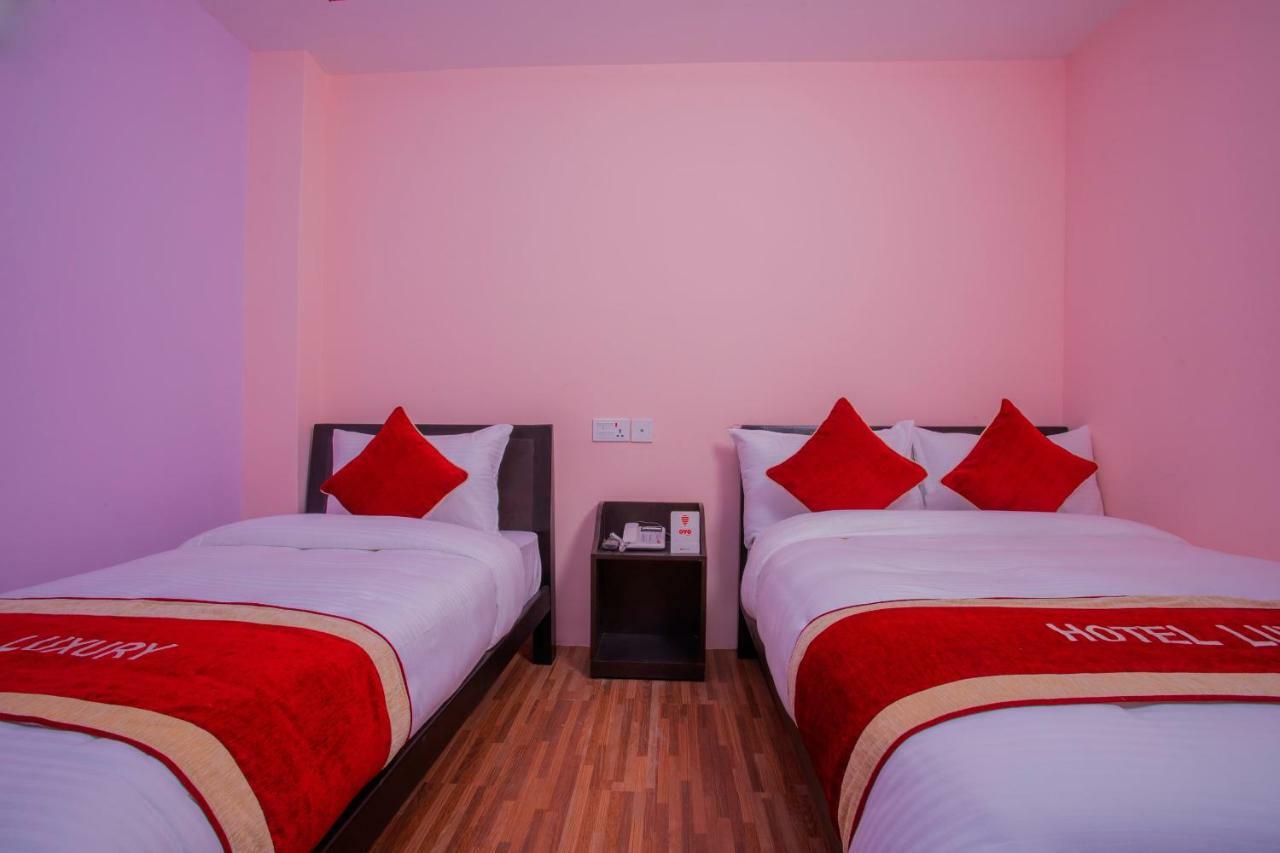 Hotel Oyo 303 Luxury 3*