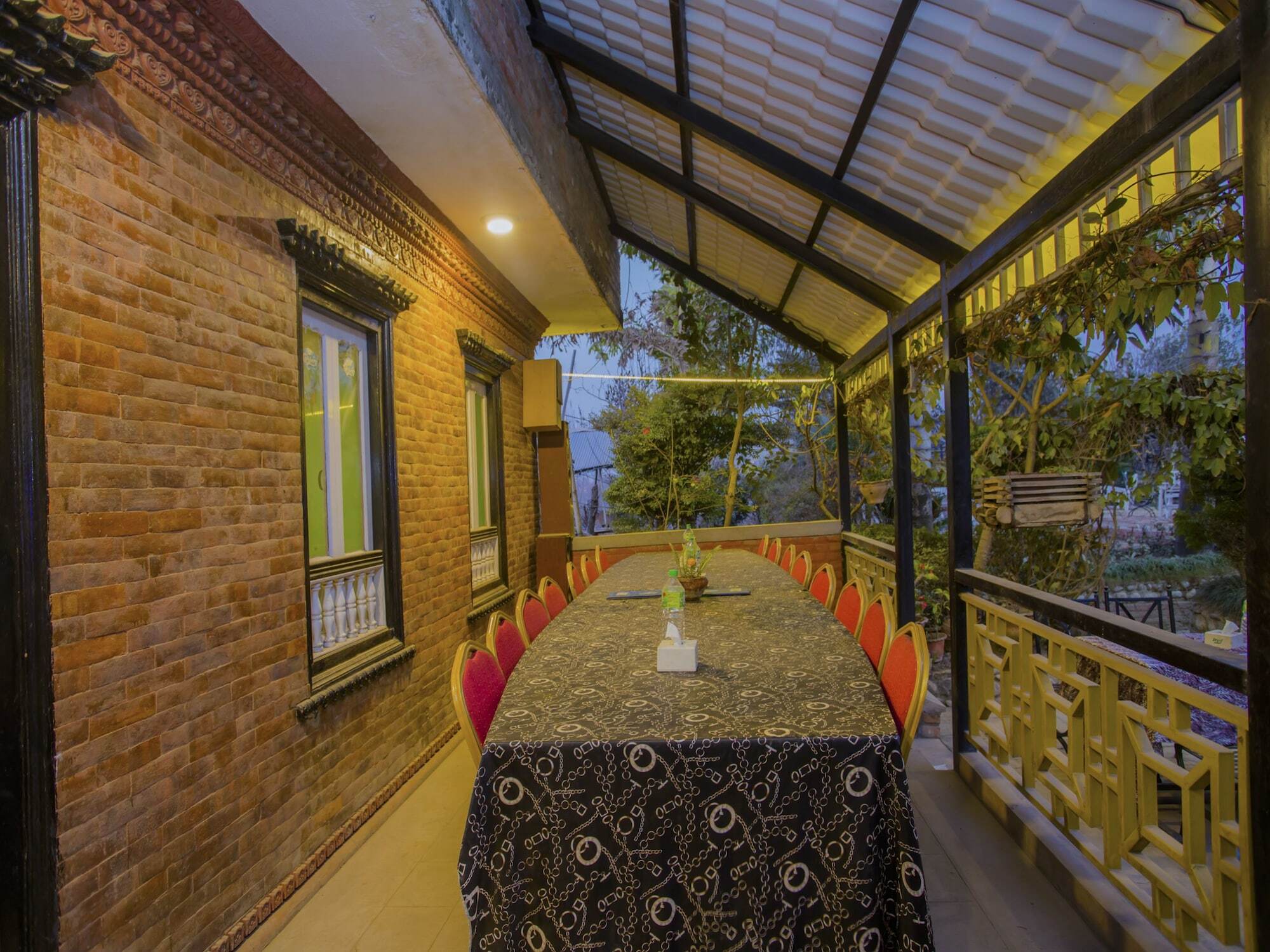 Hotel Oyo 280 Hob Nob Garden Kathmandu