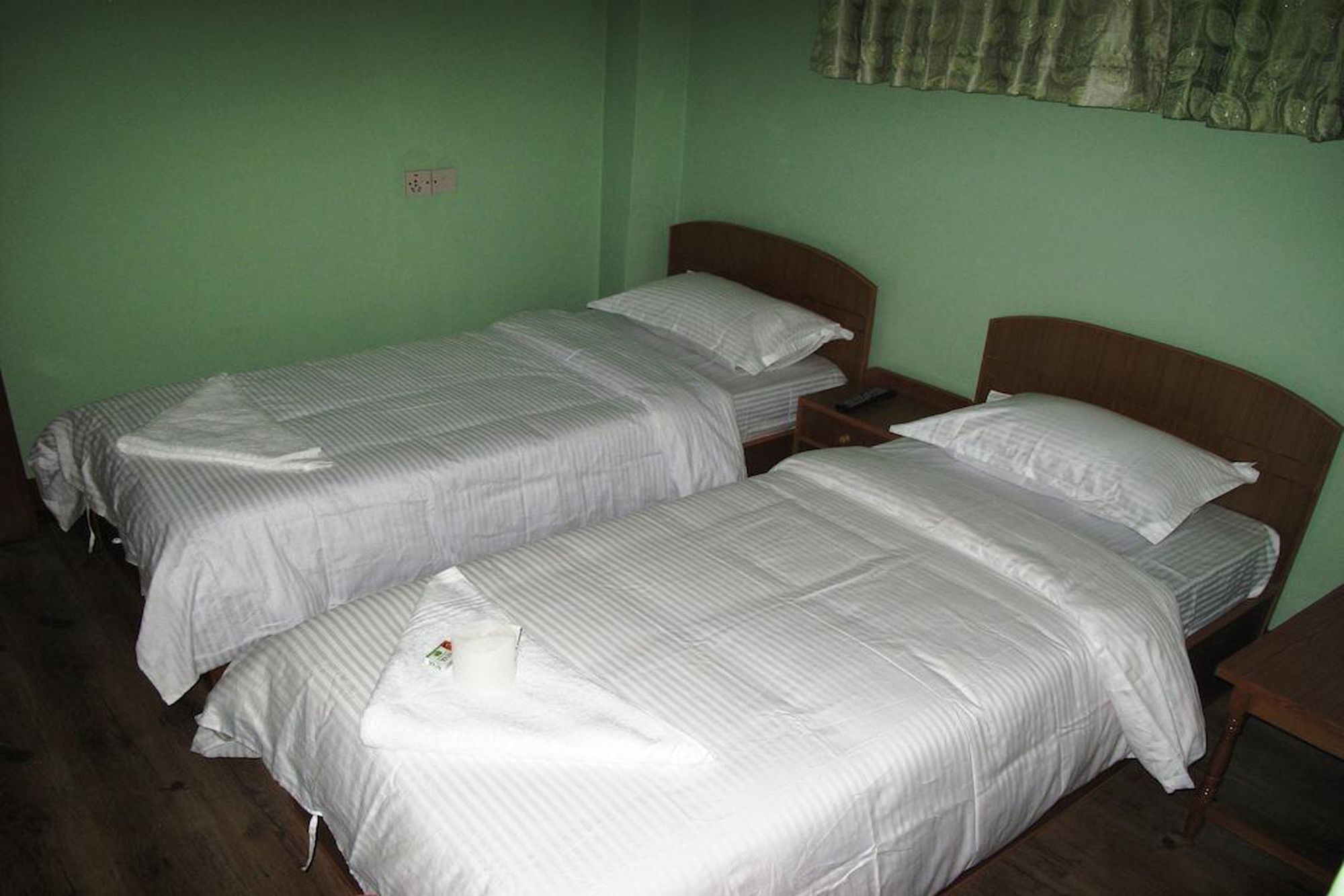 Orchid Guest house 2*
