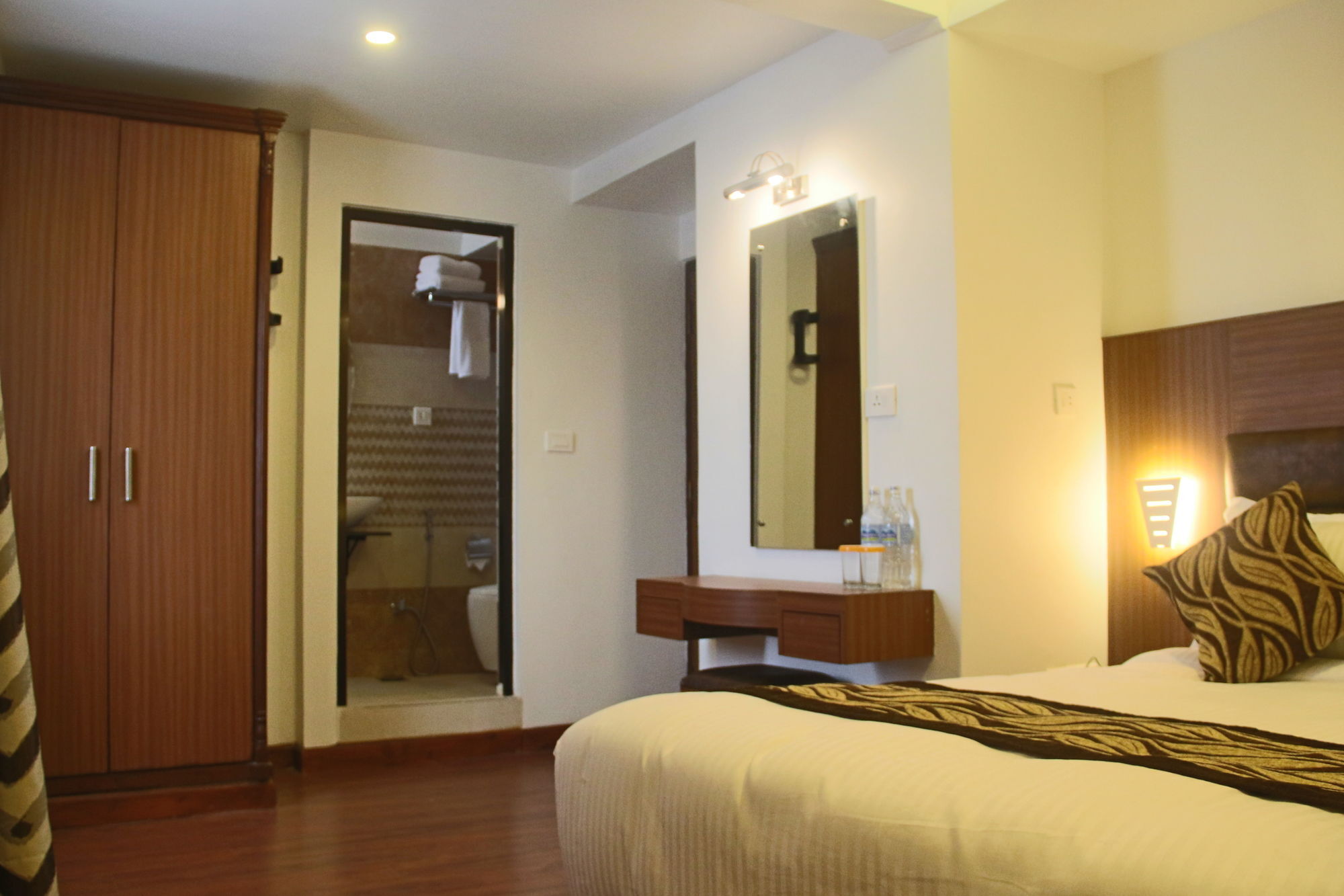 Shreesu Hotel