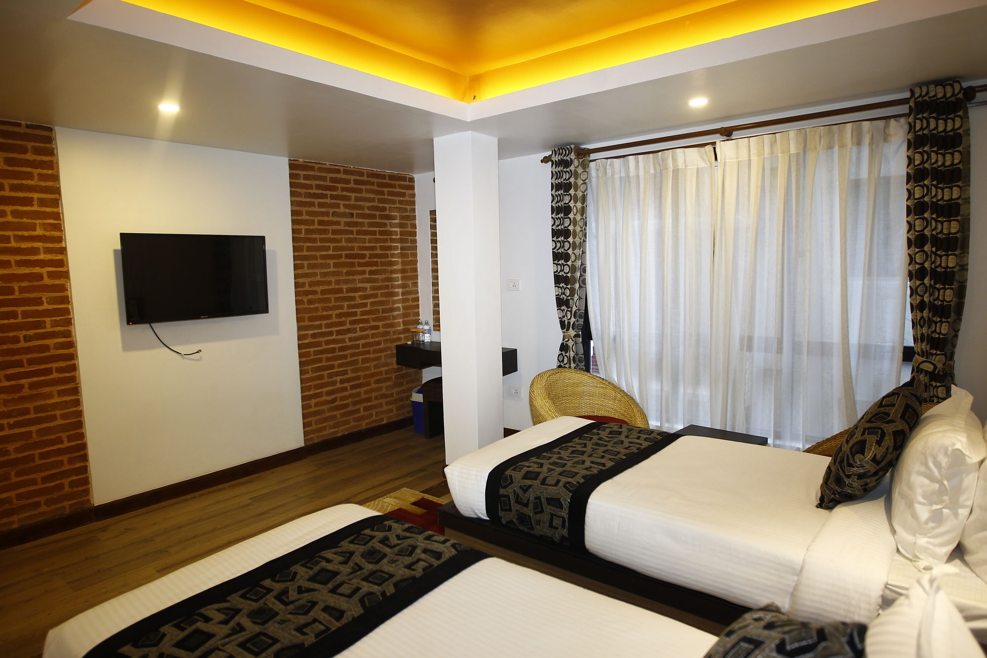 Shreesu Hotel