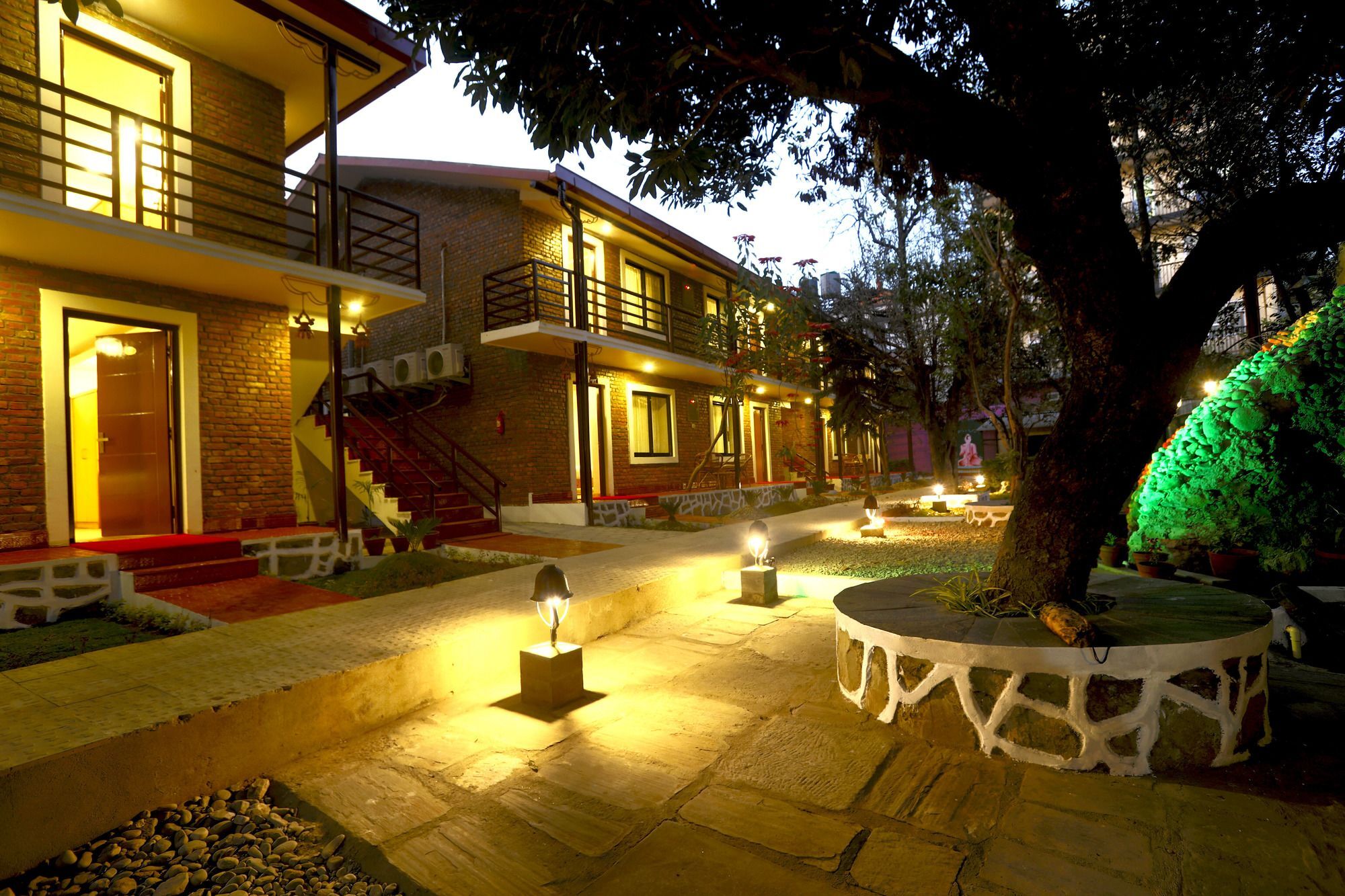Nepal Resort 3*