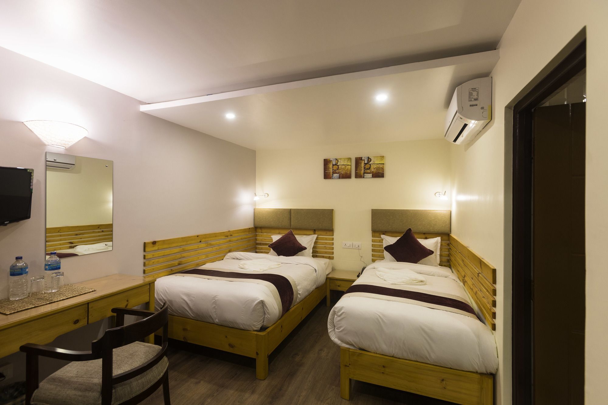 Resort Nepal 3*