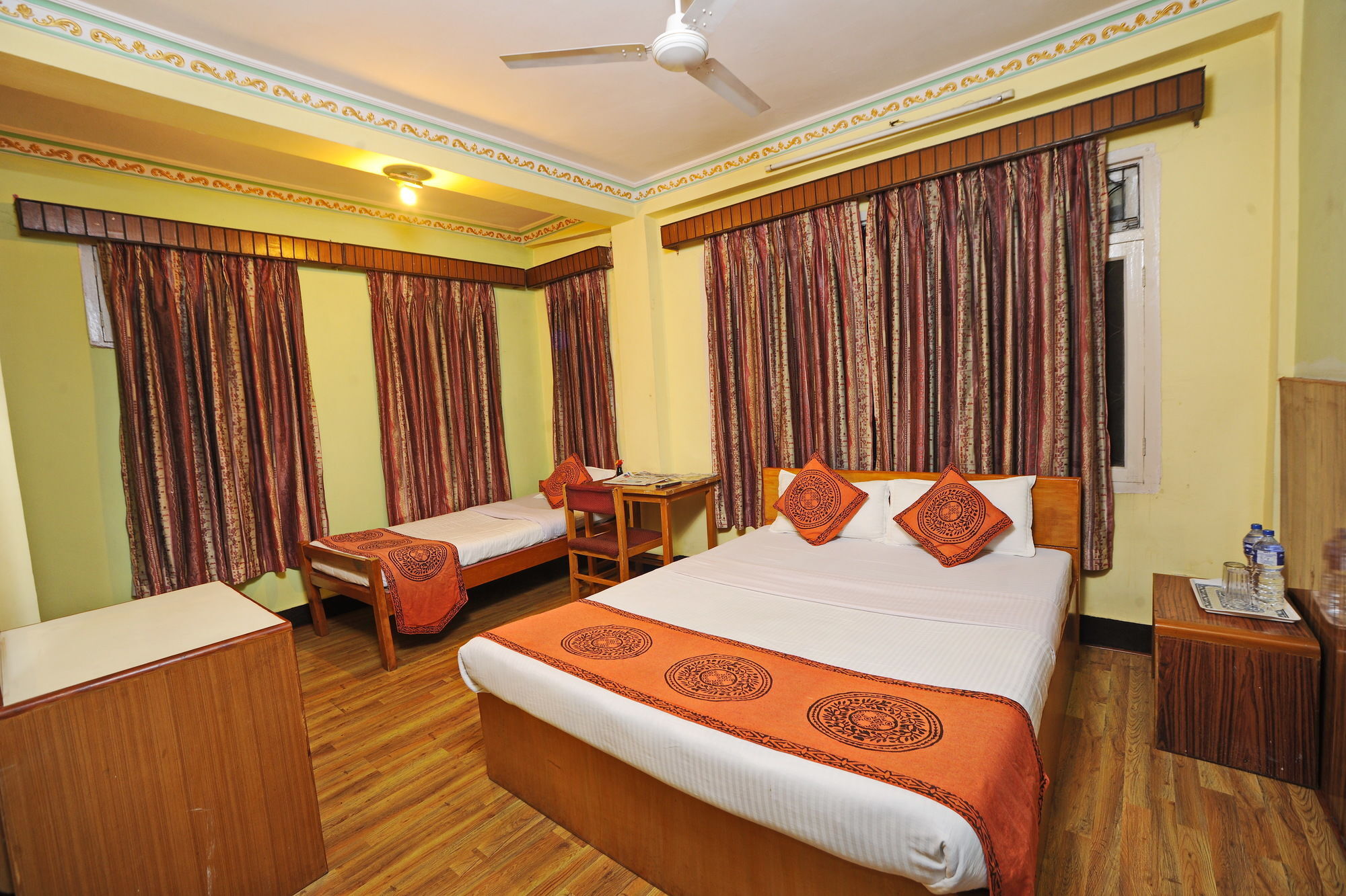 Guest house Acme