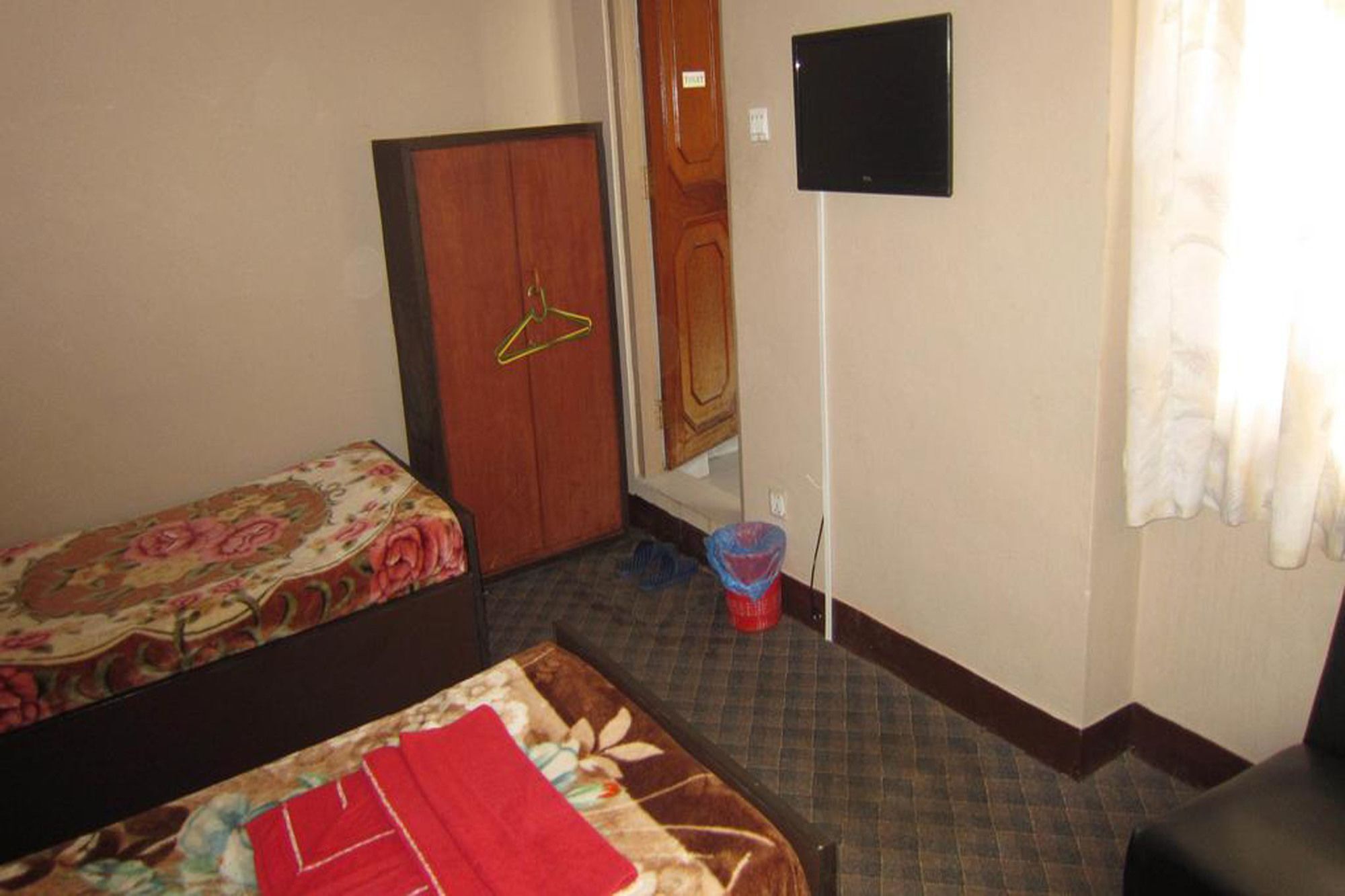 Aagaman Hotel