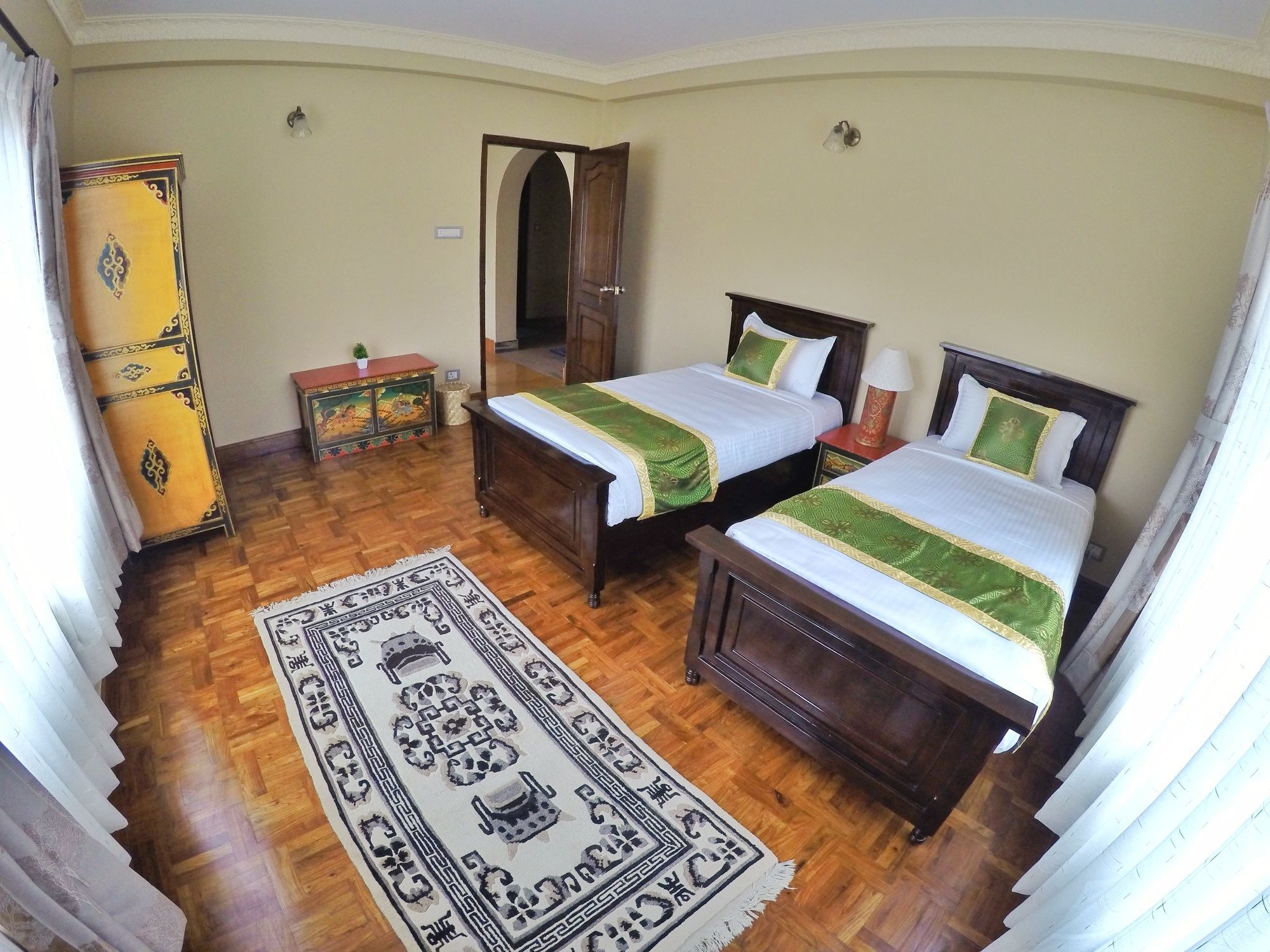 Karma Hotel 3*