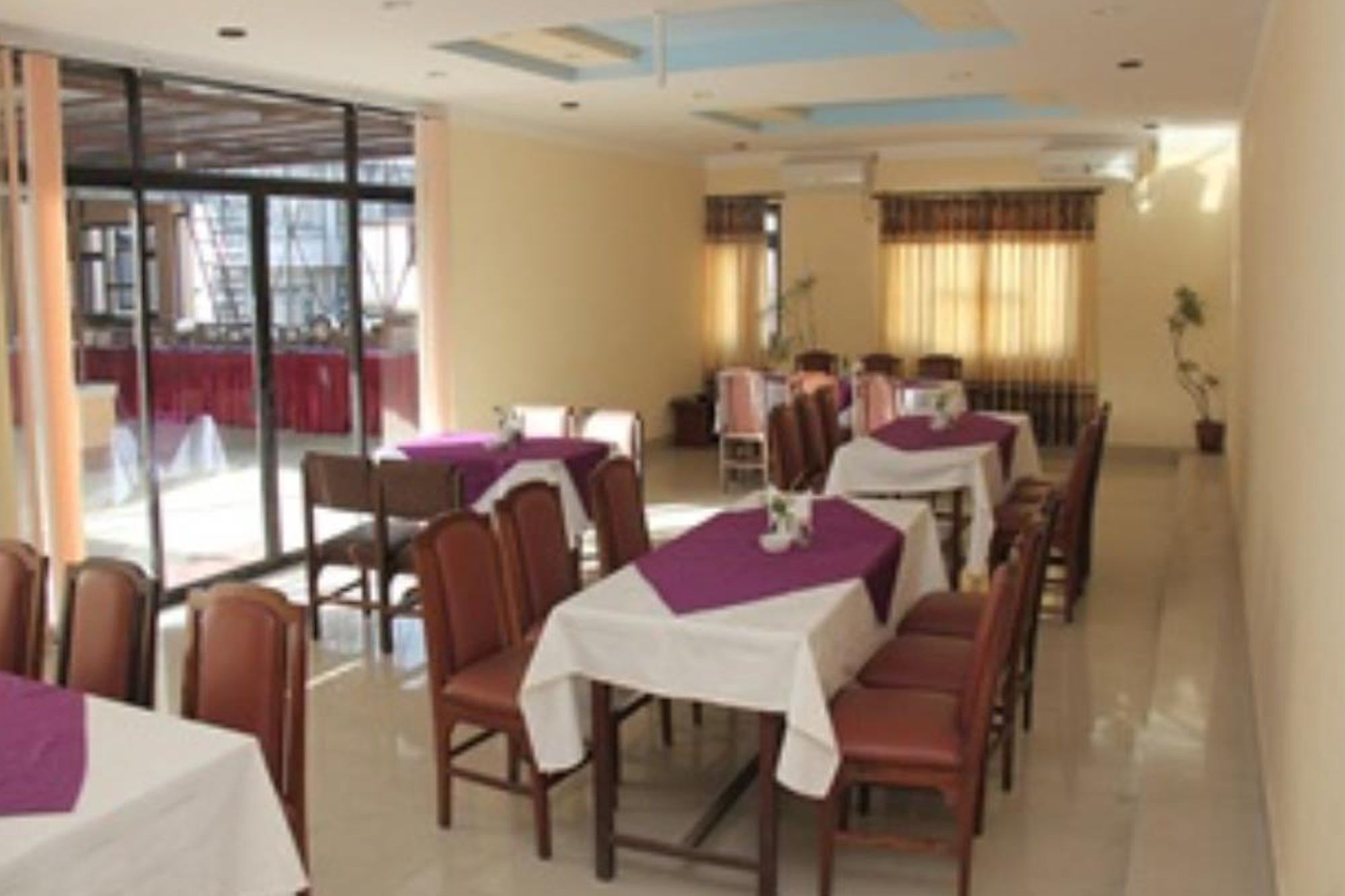 Hotel Pacific 2*