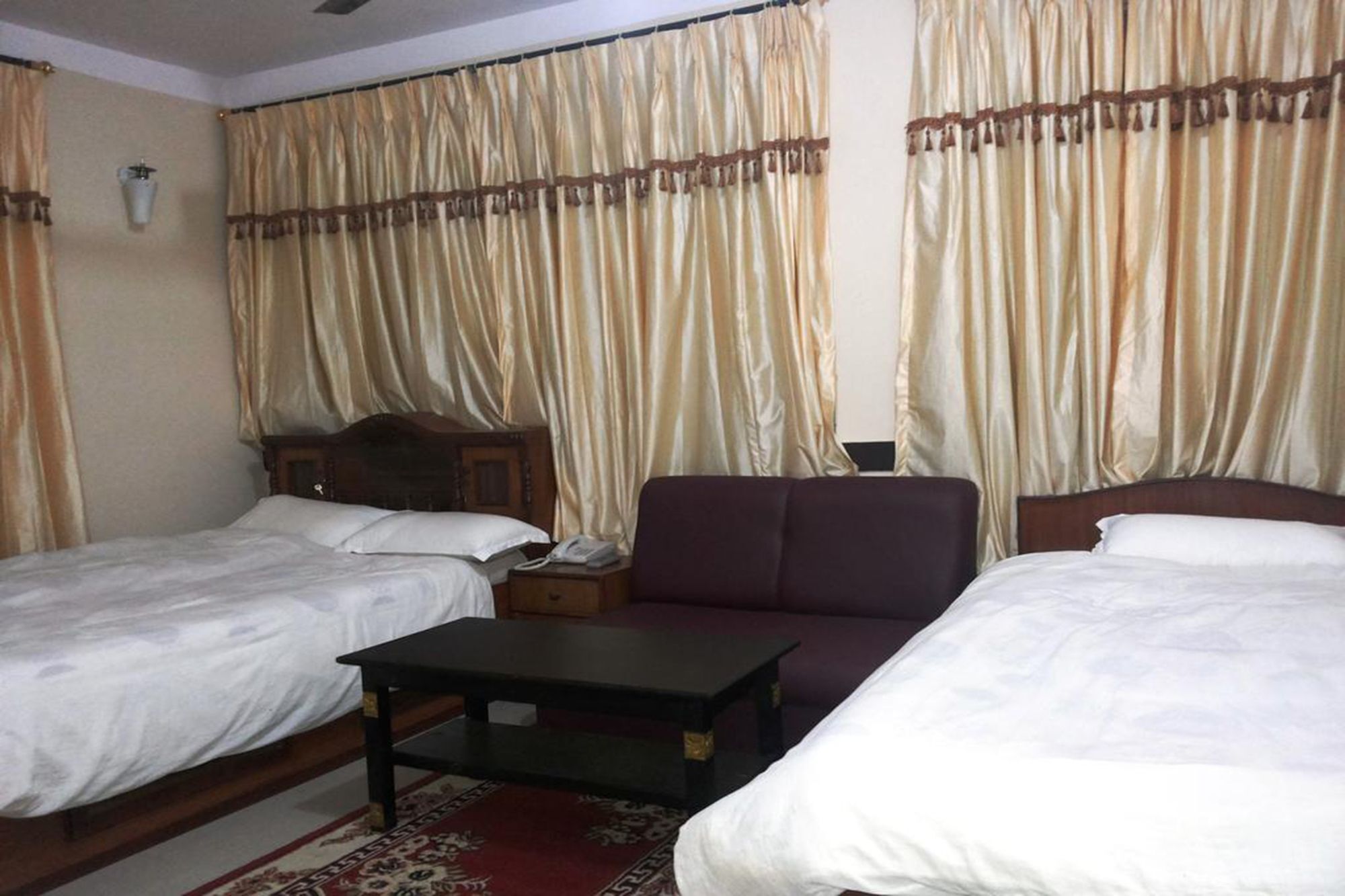 Mandakini Hotel 3*