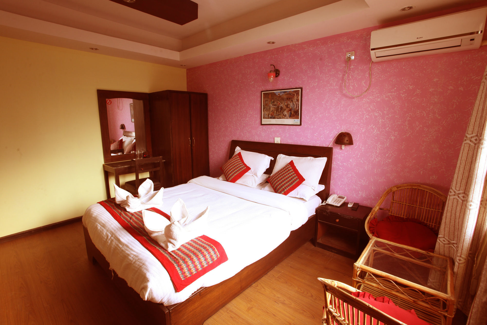 Hotel Annex 2*