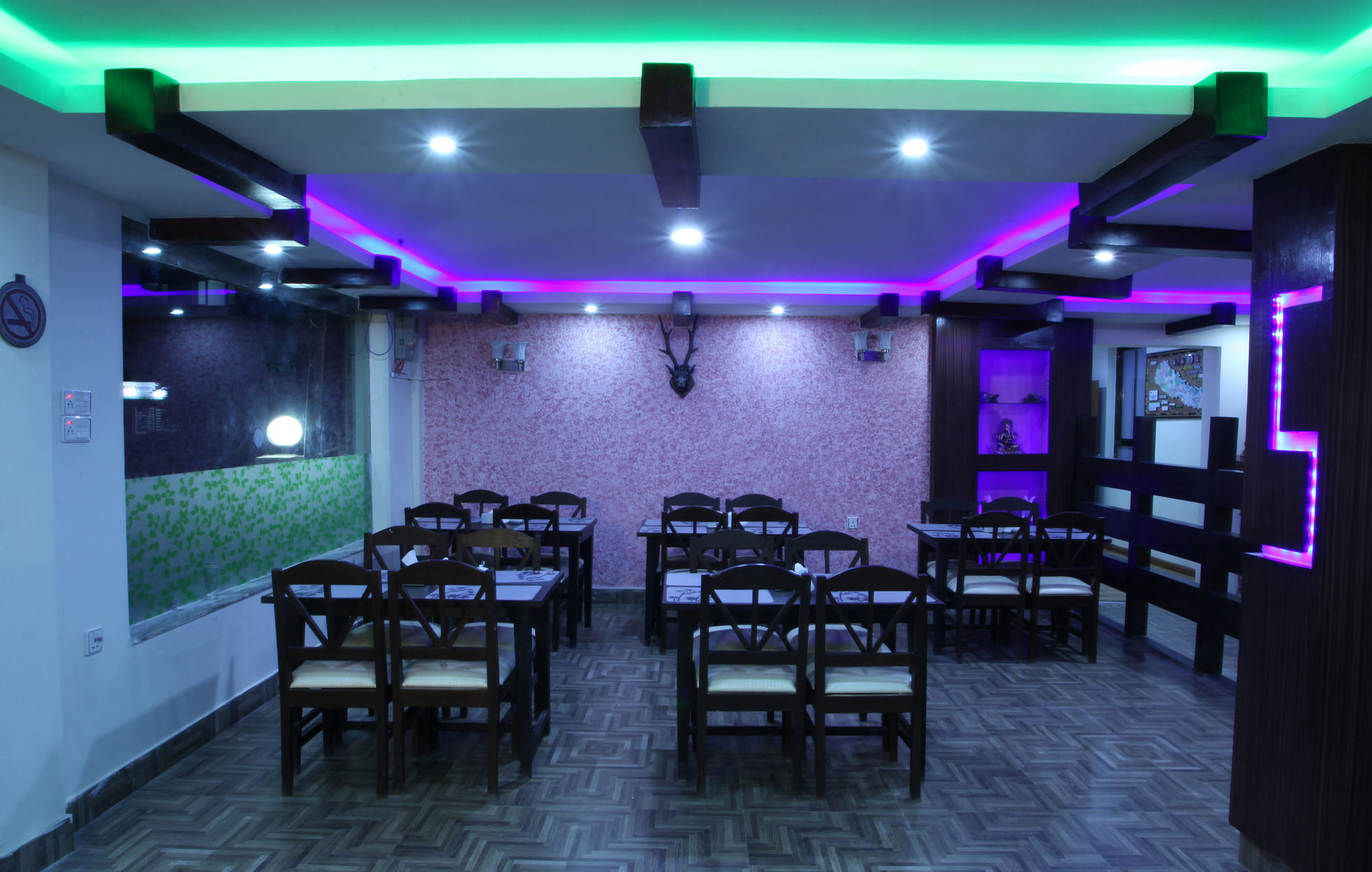 Annex Hotel 2*