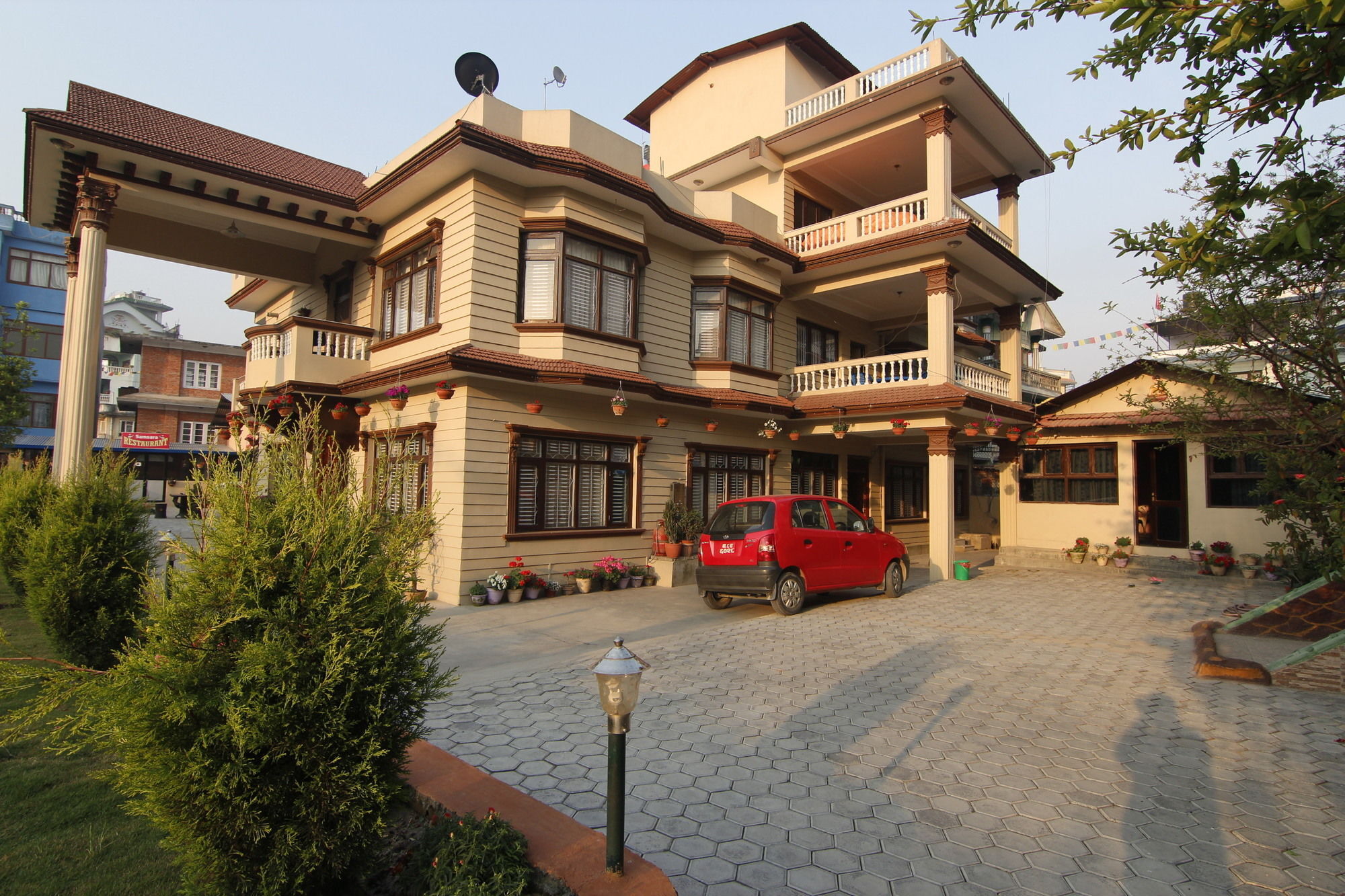 Guest house Dipankara 3*