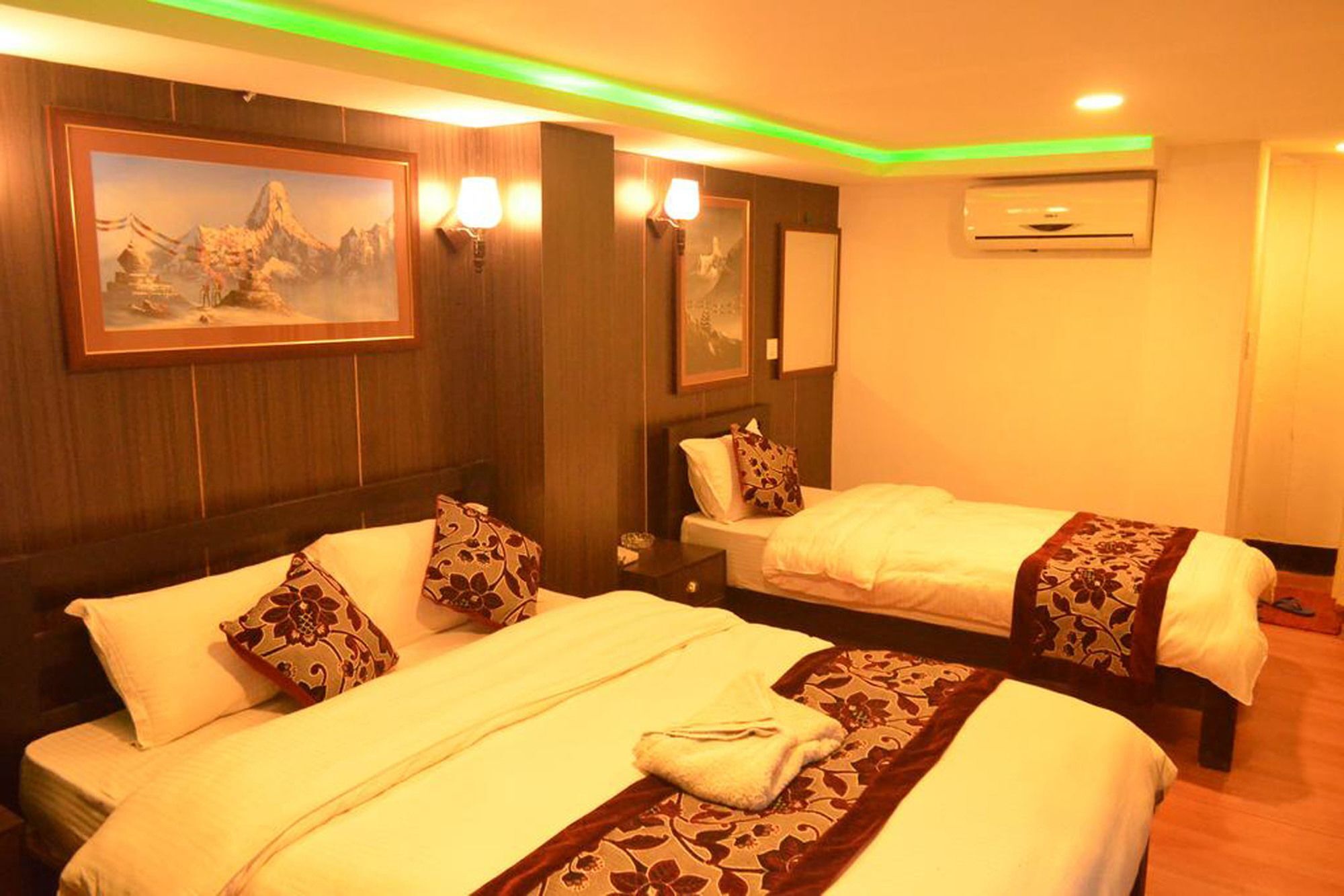 Hotel Hotel Holiday Inn 3*