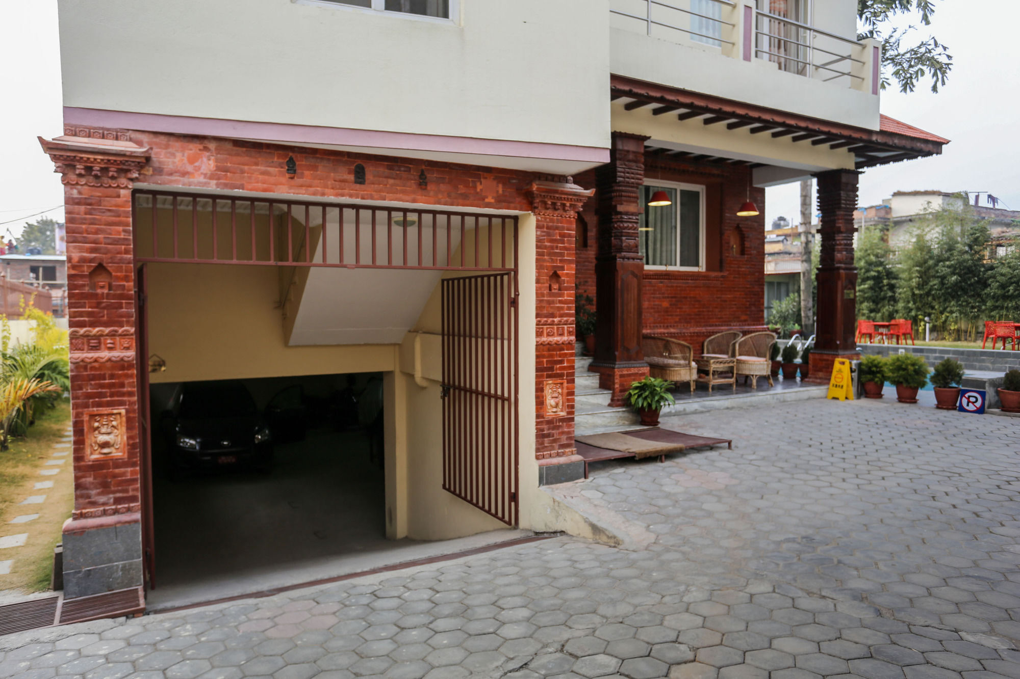 Nirvana Hotel