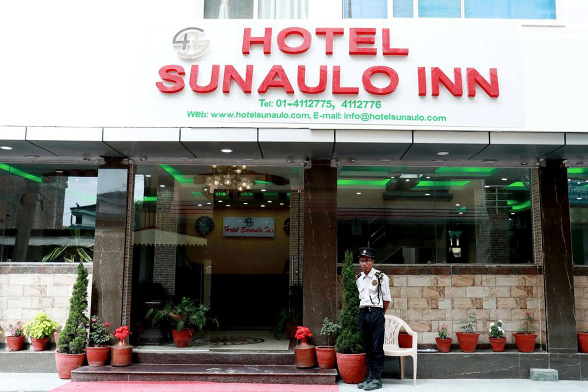 Sunaulo Hotel