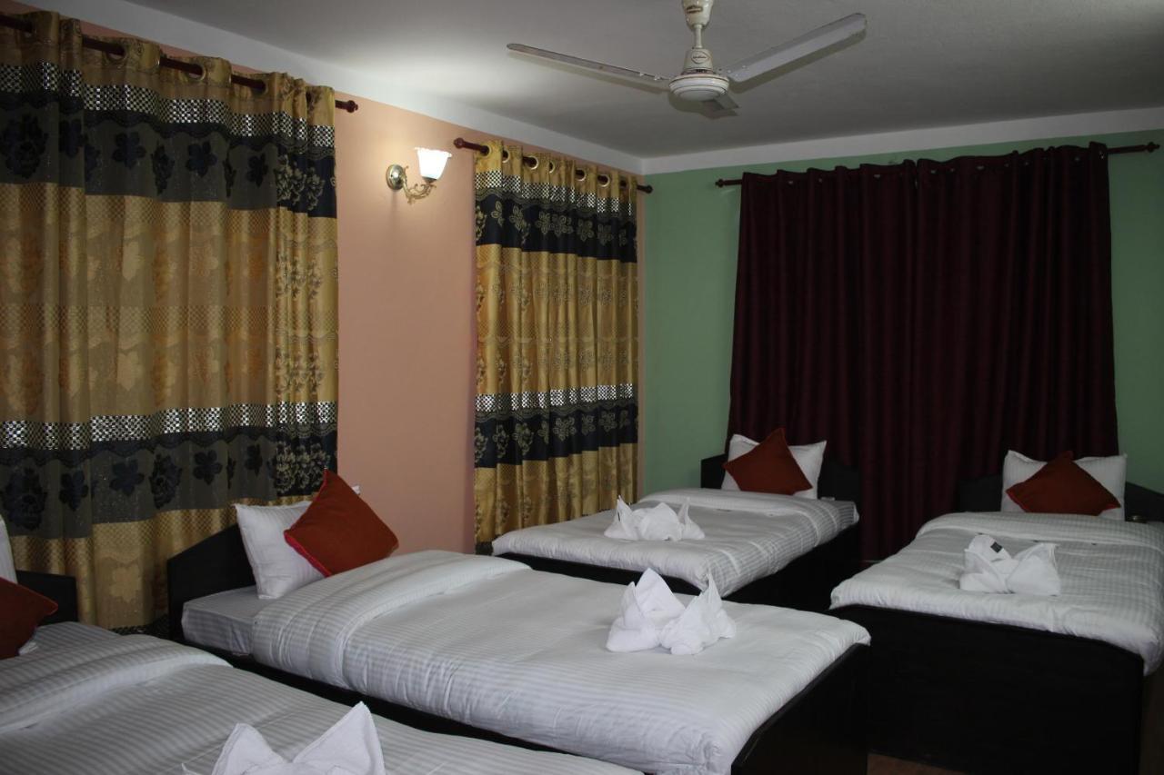 Travellers Dorm 2*