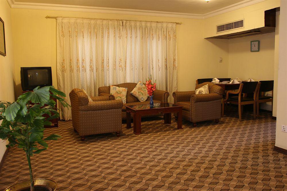 Vaishali Hotel 4*