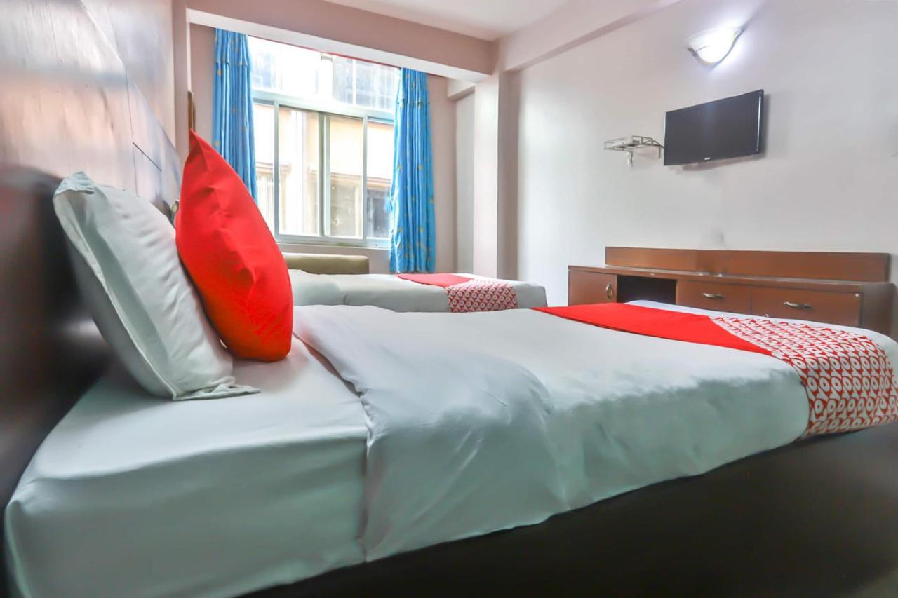 Oyo 552 President Hotel 3*
