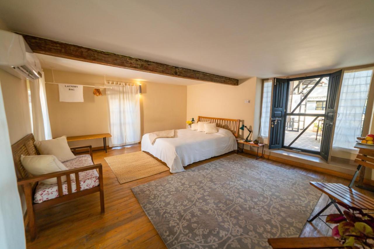 1905 Suites Restaurant 4*