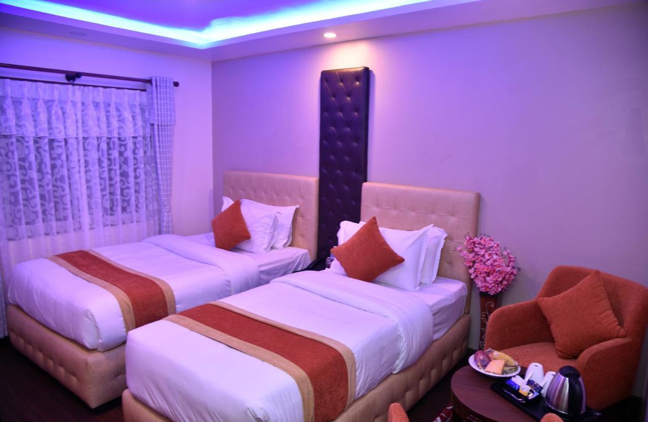Hotel Marinha Airport