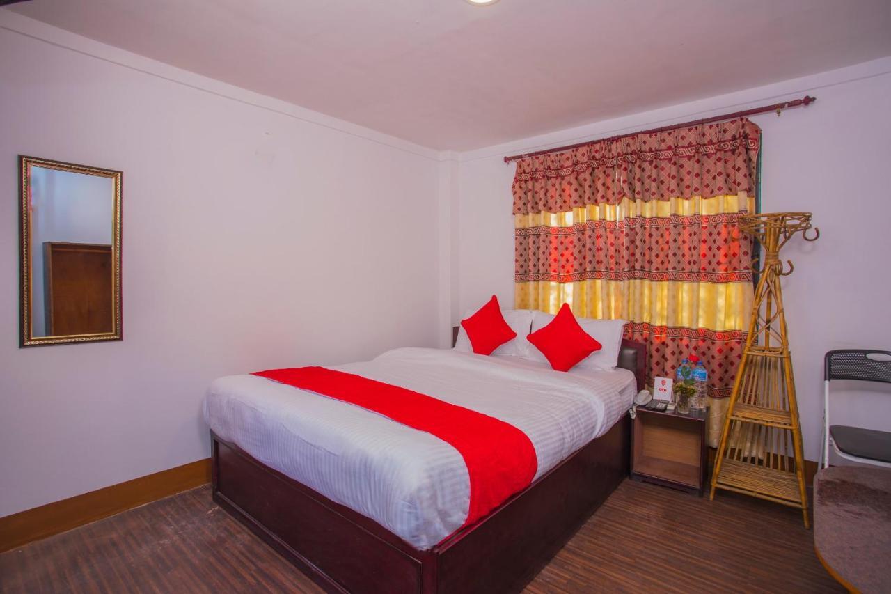 Oyo 276 White Orchid Hotel