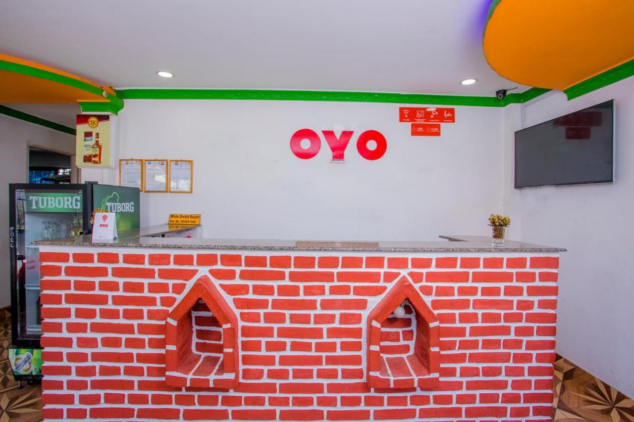 Hotel Oyo 276 White Orchid
