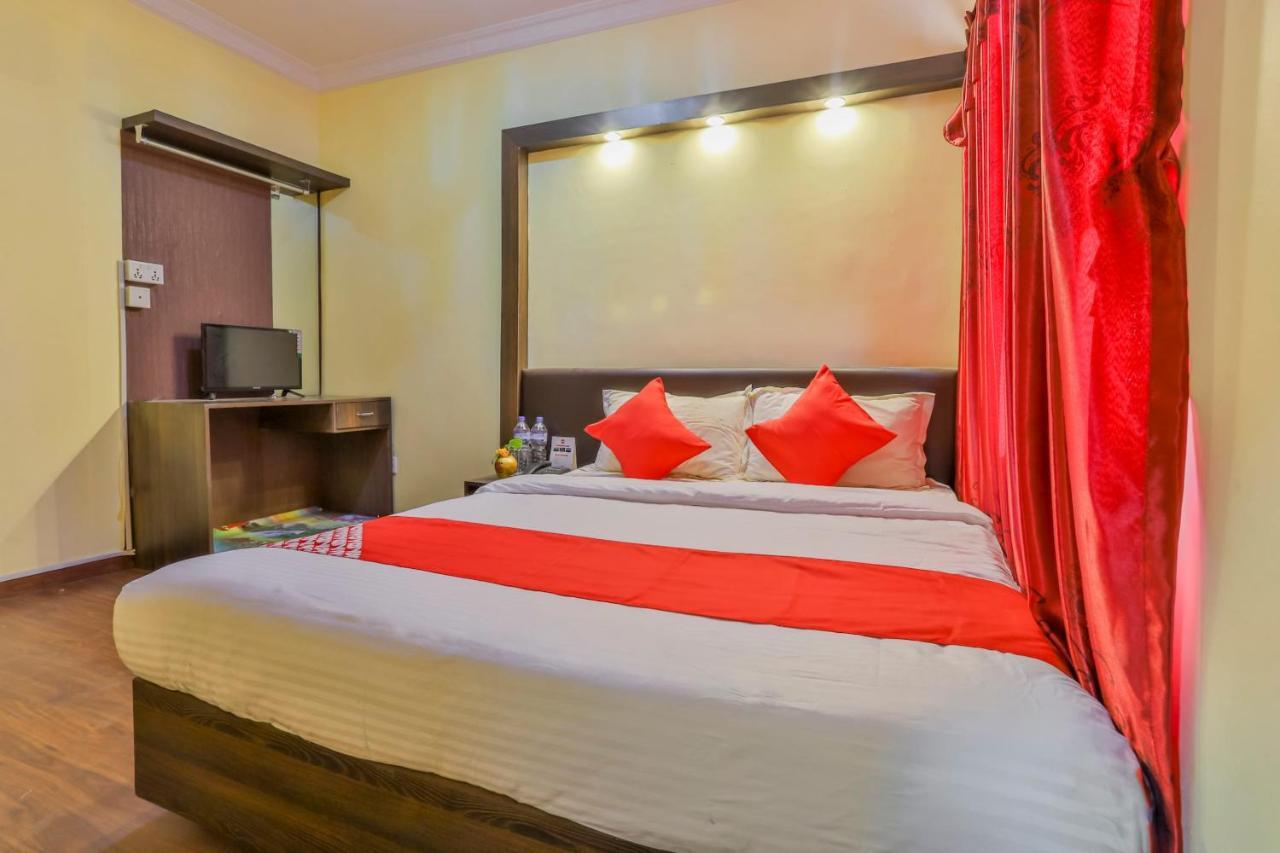 Oyo 689 Sakura And Restaurant Hotel Kathmandu