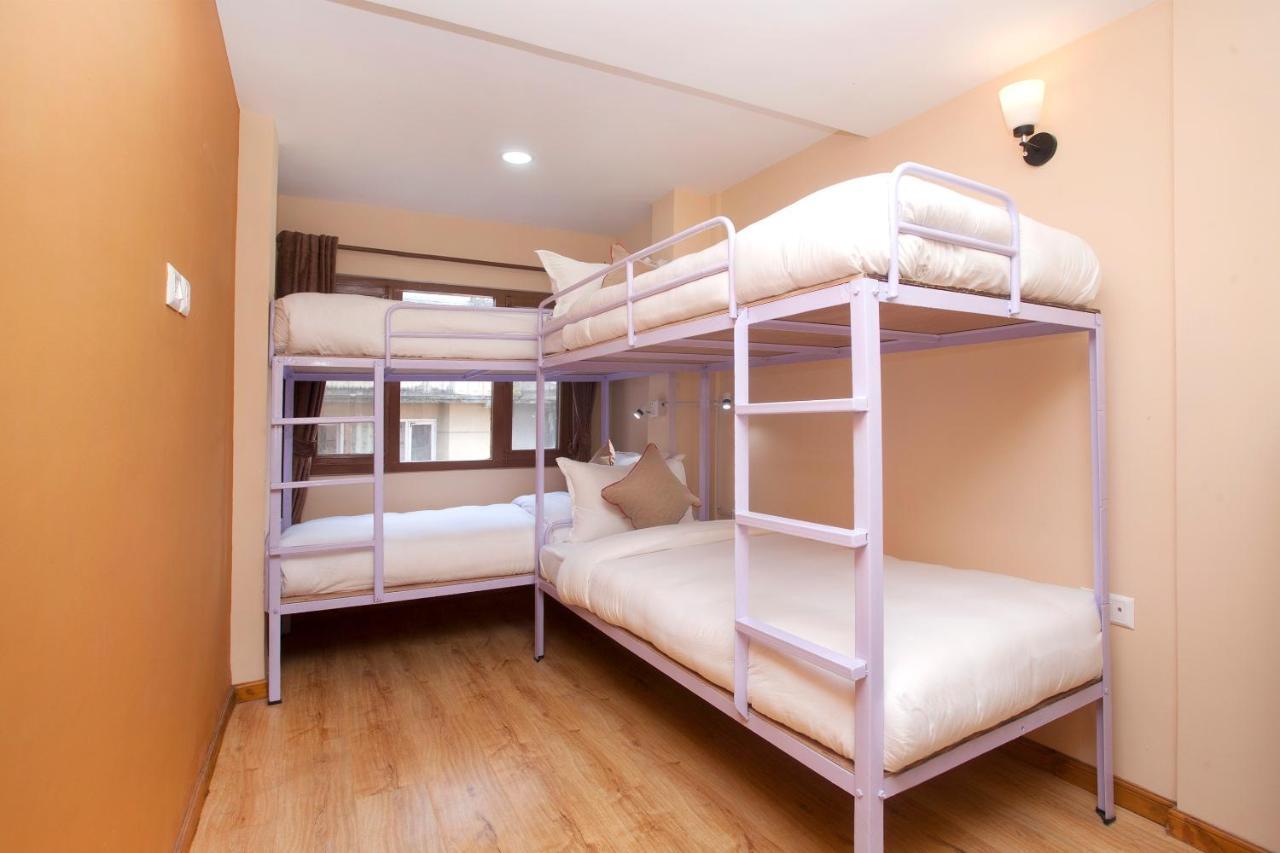 Holiday Hostel Hostel