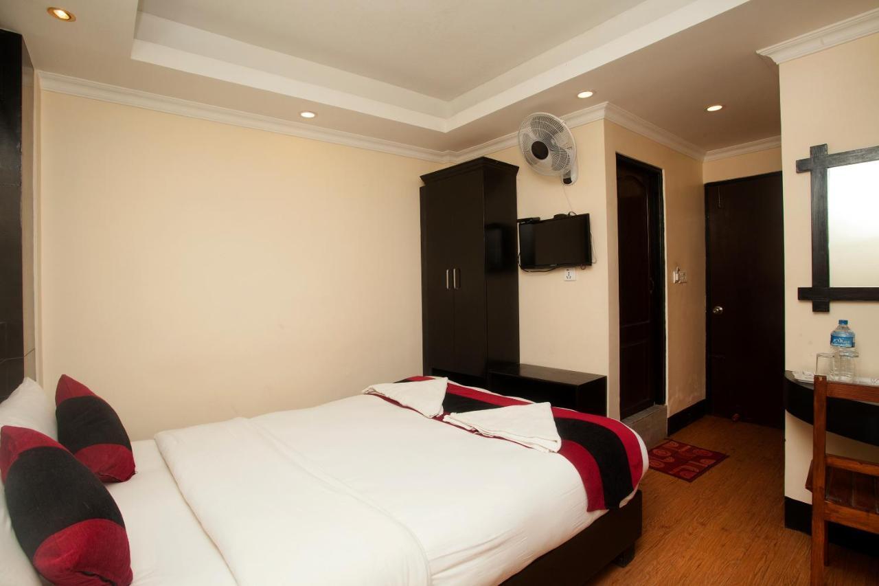 Regency Hotel 3*
