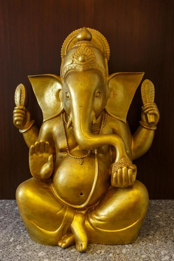 Feel Like Nepal Aparthotel 4*