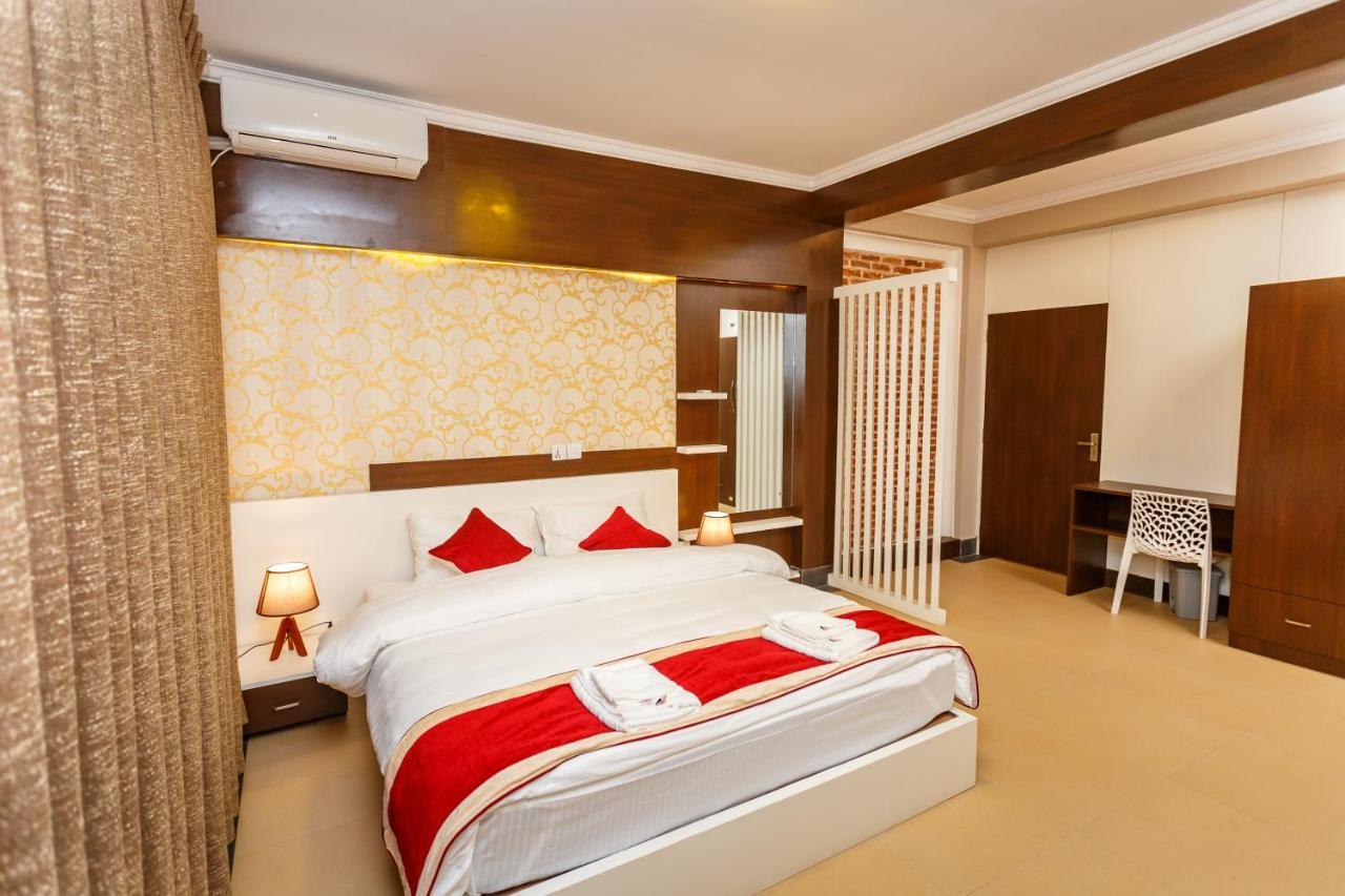 Aparthotel Feel Like Nepal 4*