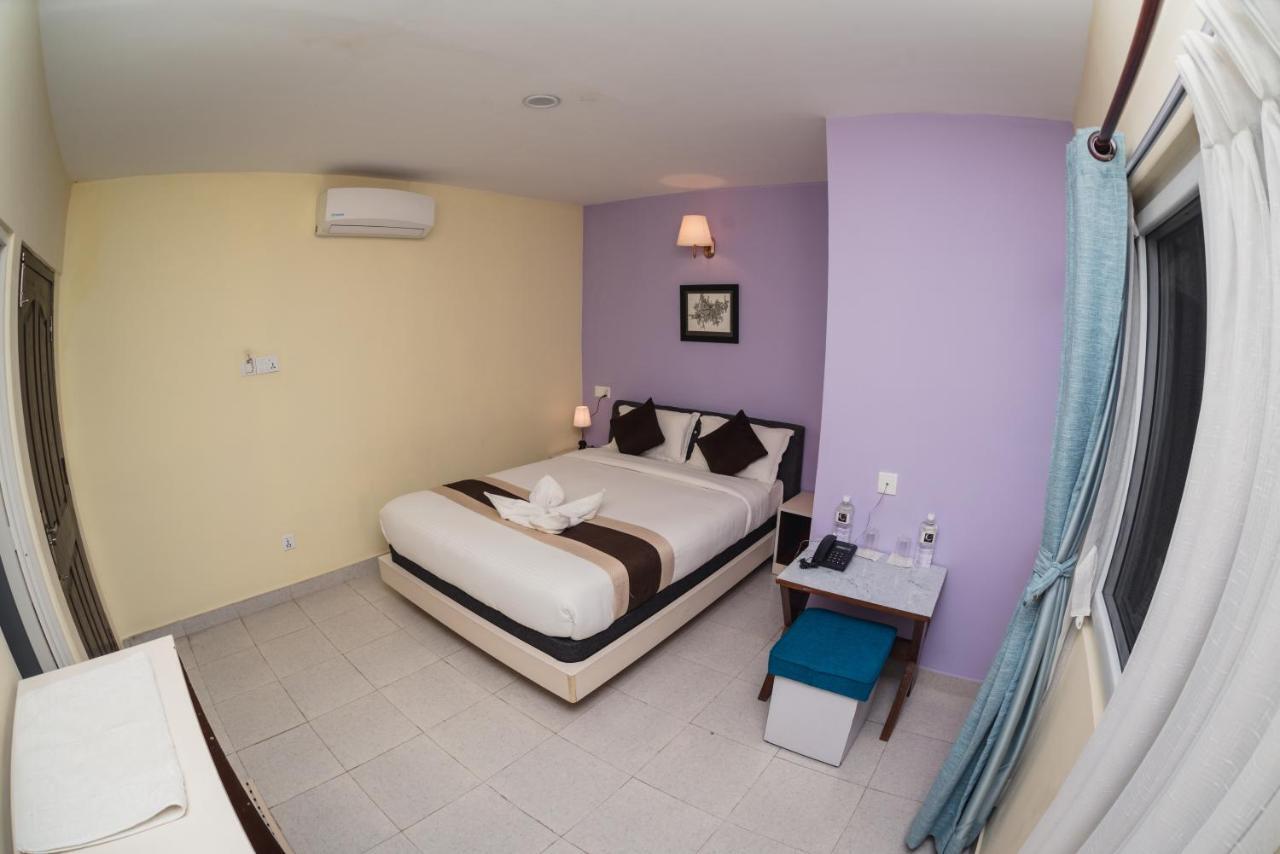 Luna Hotel