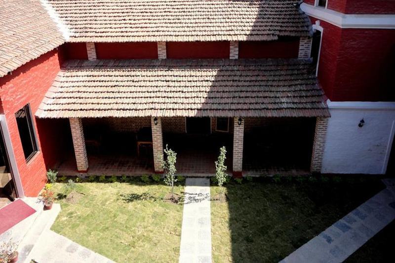 Oyo 738 Kaze Darbar Hotel