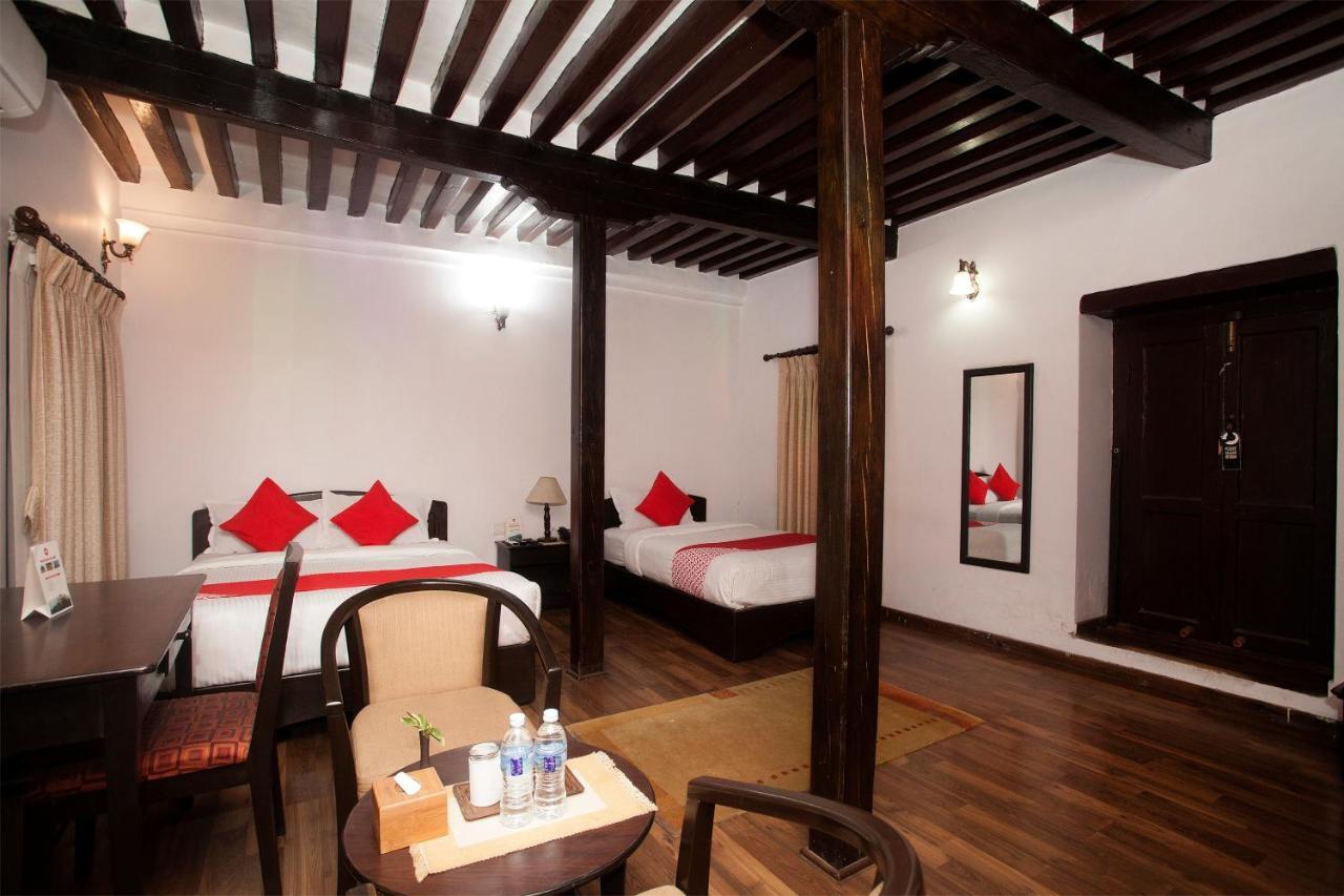Hotel Oyo 738 Kaze Darbar