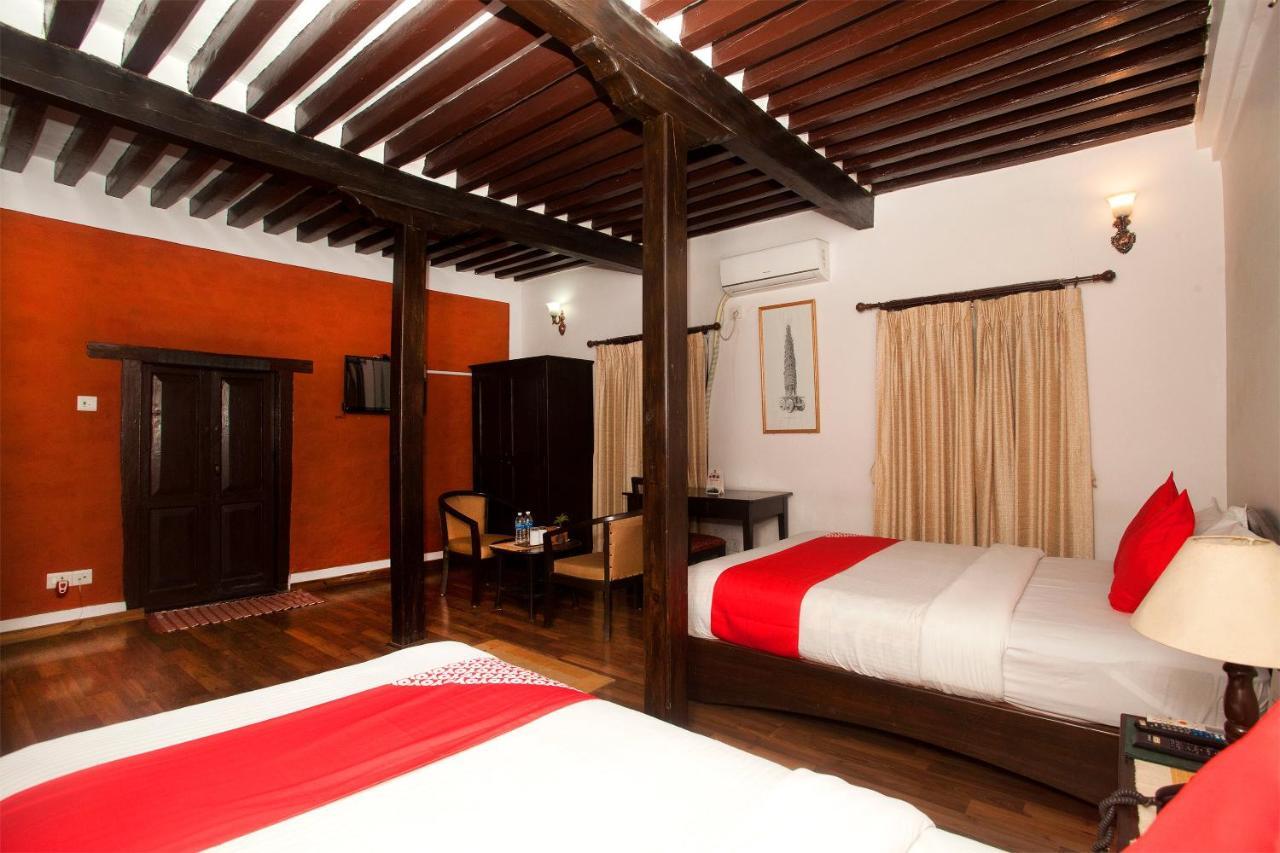 Hotel Oyo 738 Kaze Darbar 3*