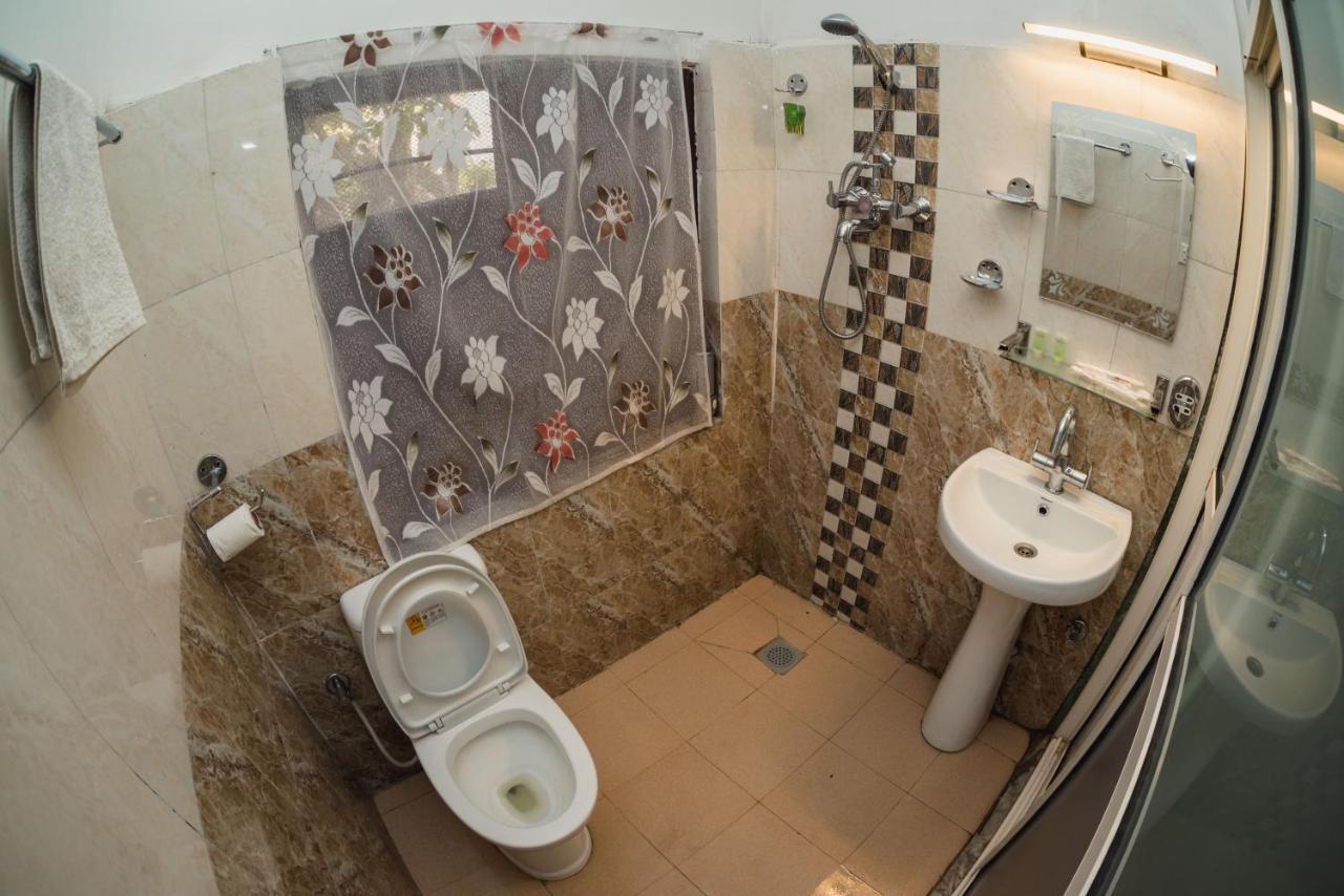 Luna Hotel *