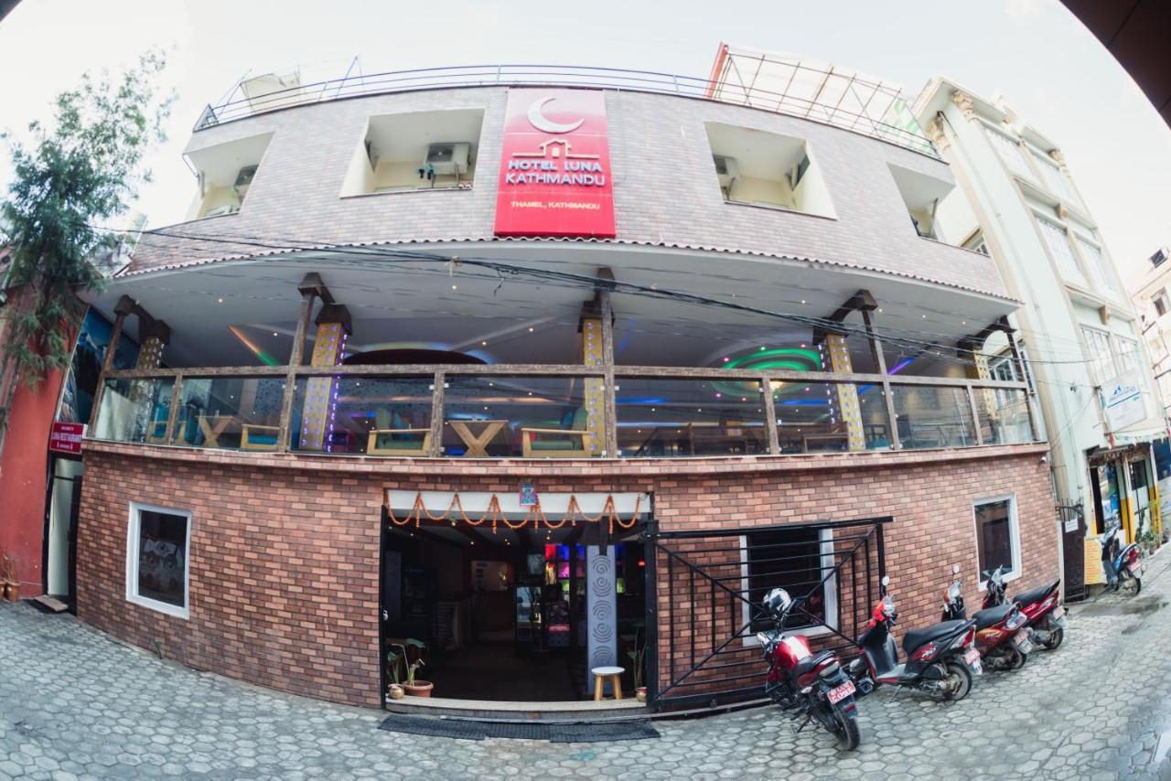 Luna * Kathmandu