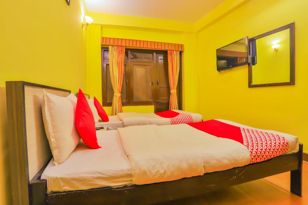 Everest Mount Hotel 3*