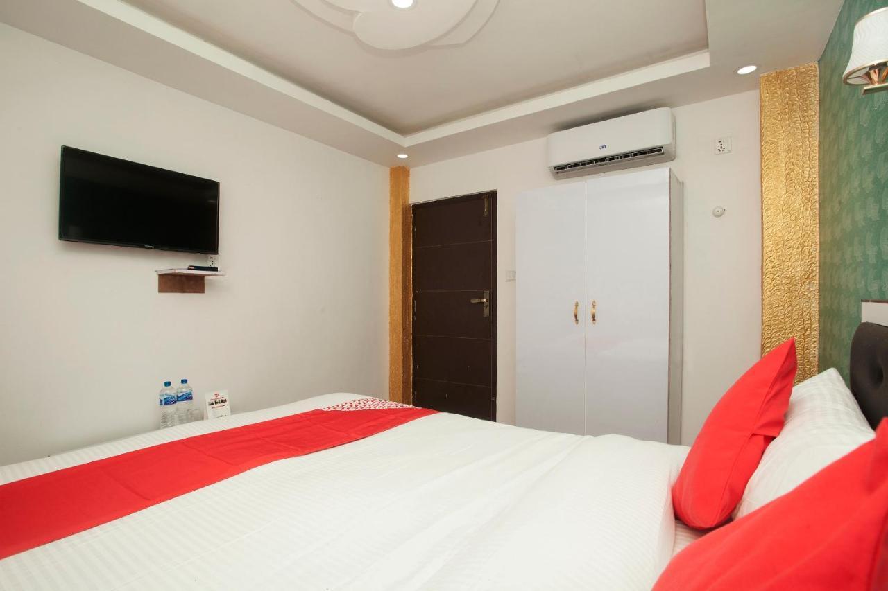 Oyo 776 Royal Valley Hotel